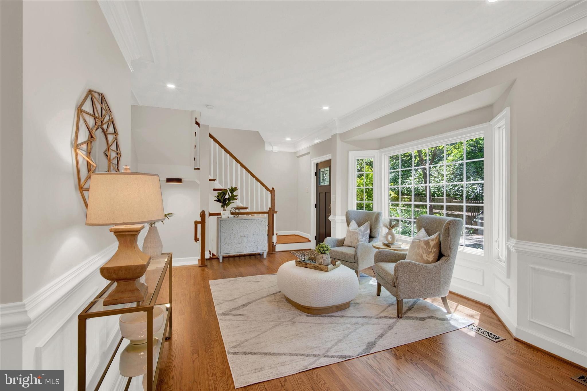 MAYWOOD - Residential