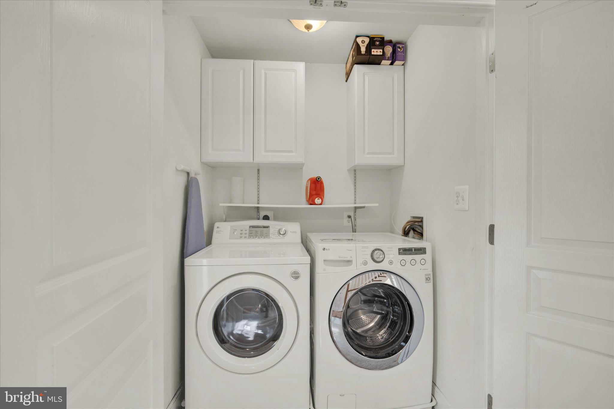 MAYWOOD - Residential