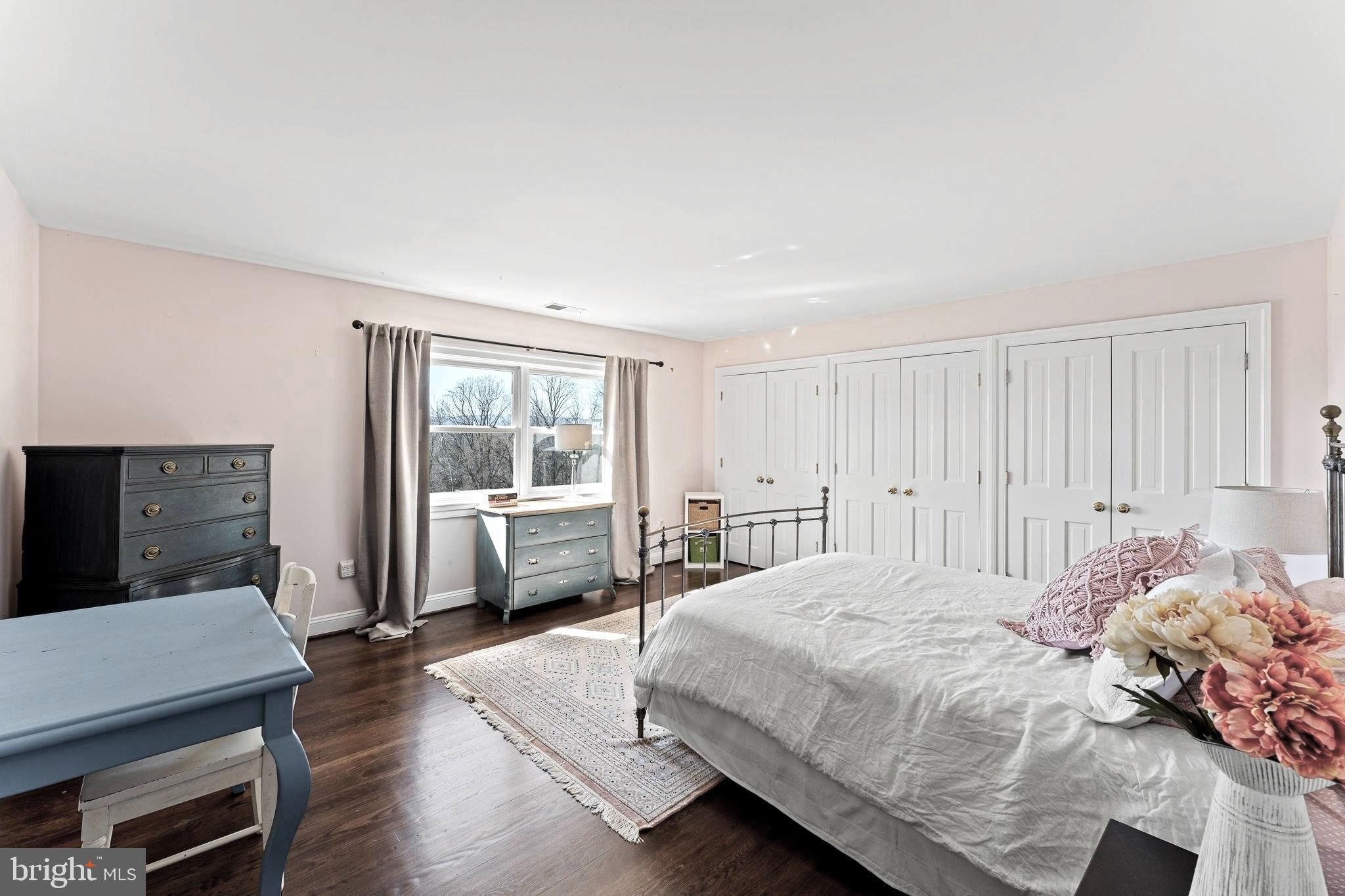 PHILOMONT - Residential