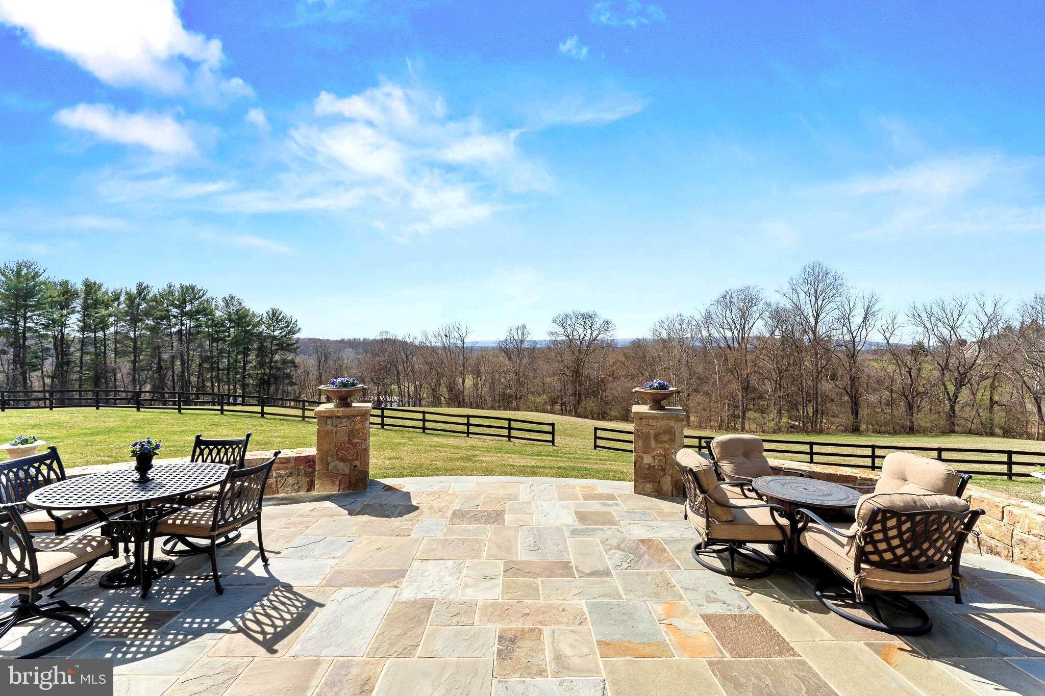 PHILOMONT - Residential