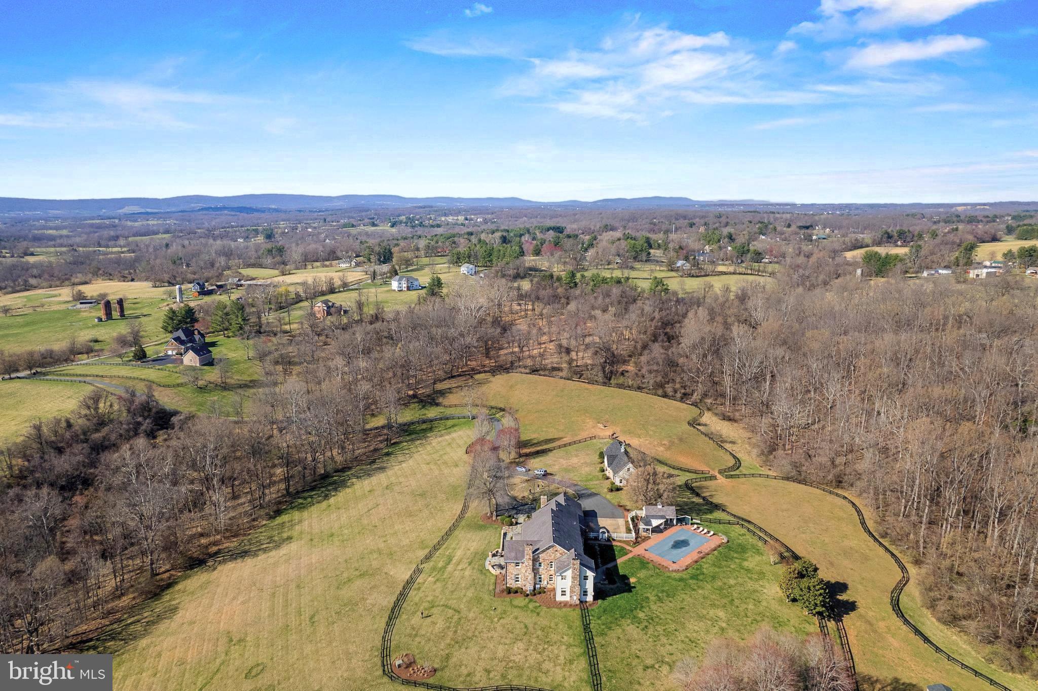 PHILOMONT - Residential