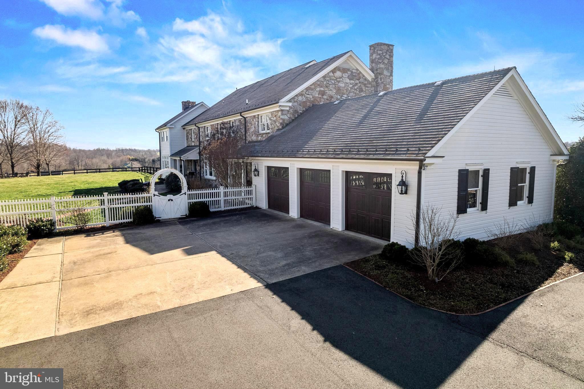 PHILOMONT - Residential