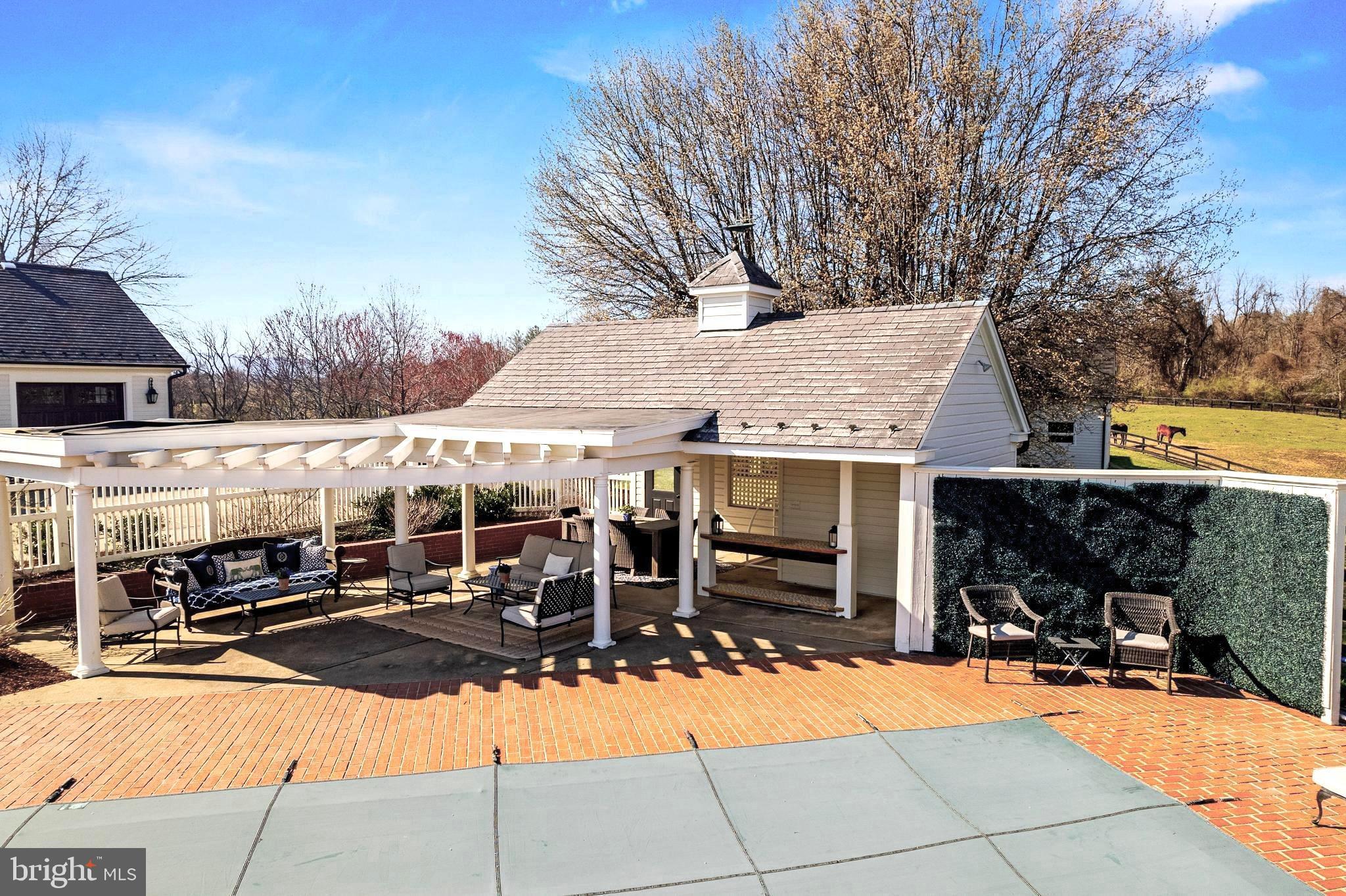 PHILOMONT - Residential