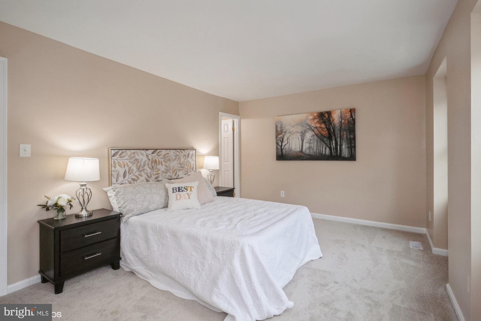 THOUSAND OAKS - Residential