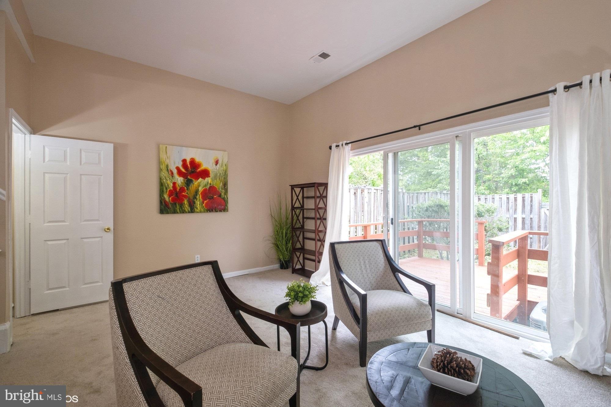 THOUSAND OAKS - Residential