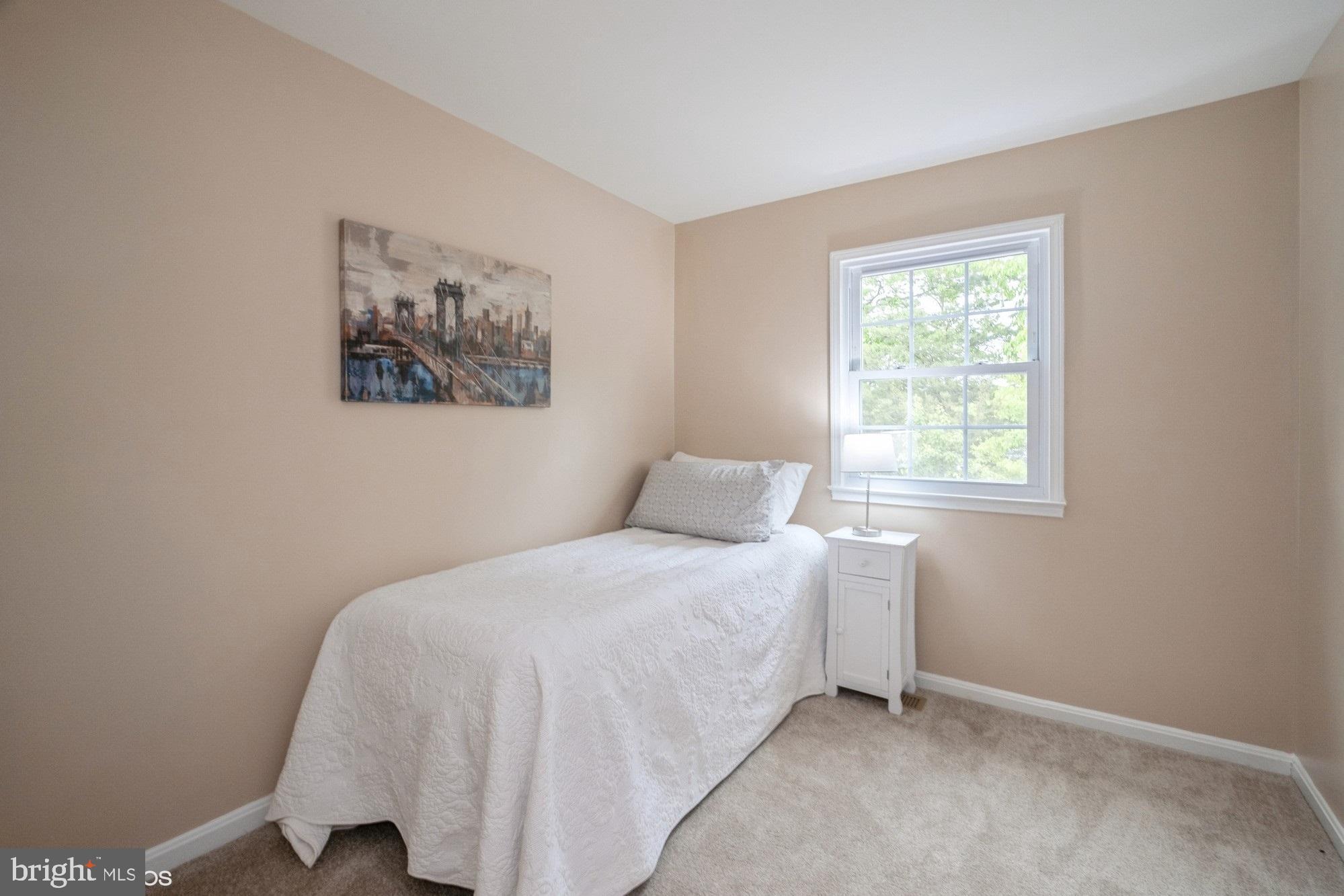 THOUSAND OAKS - Residential