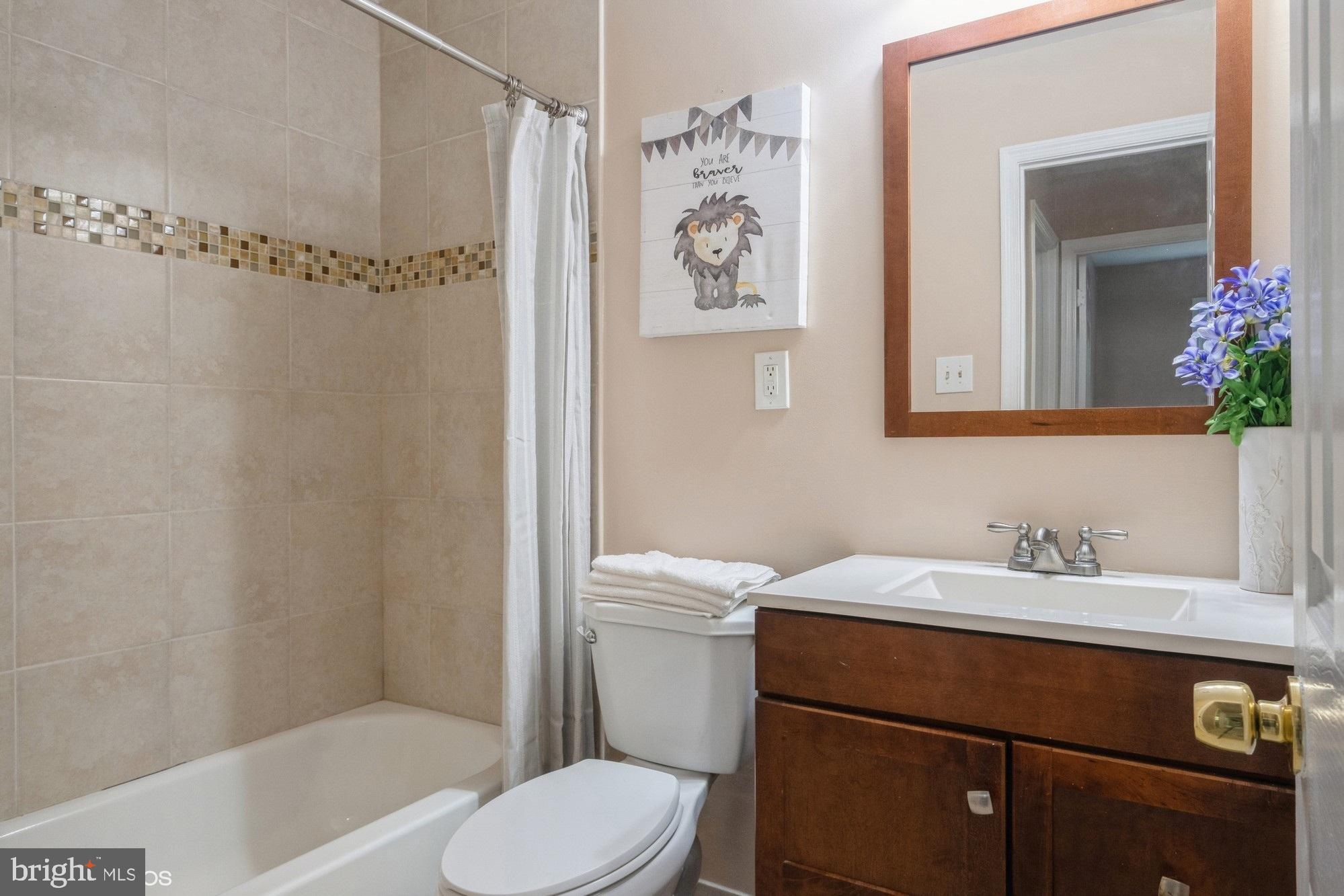 THOUSAND OAKS - Residential