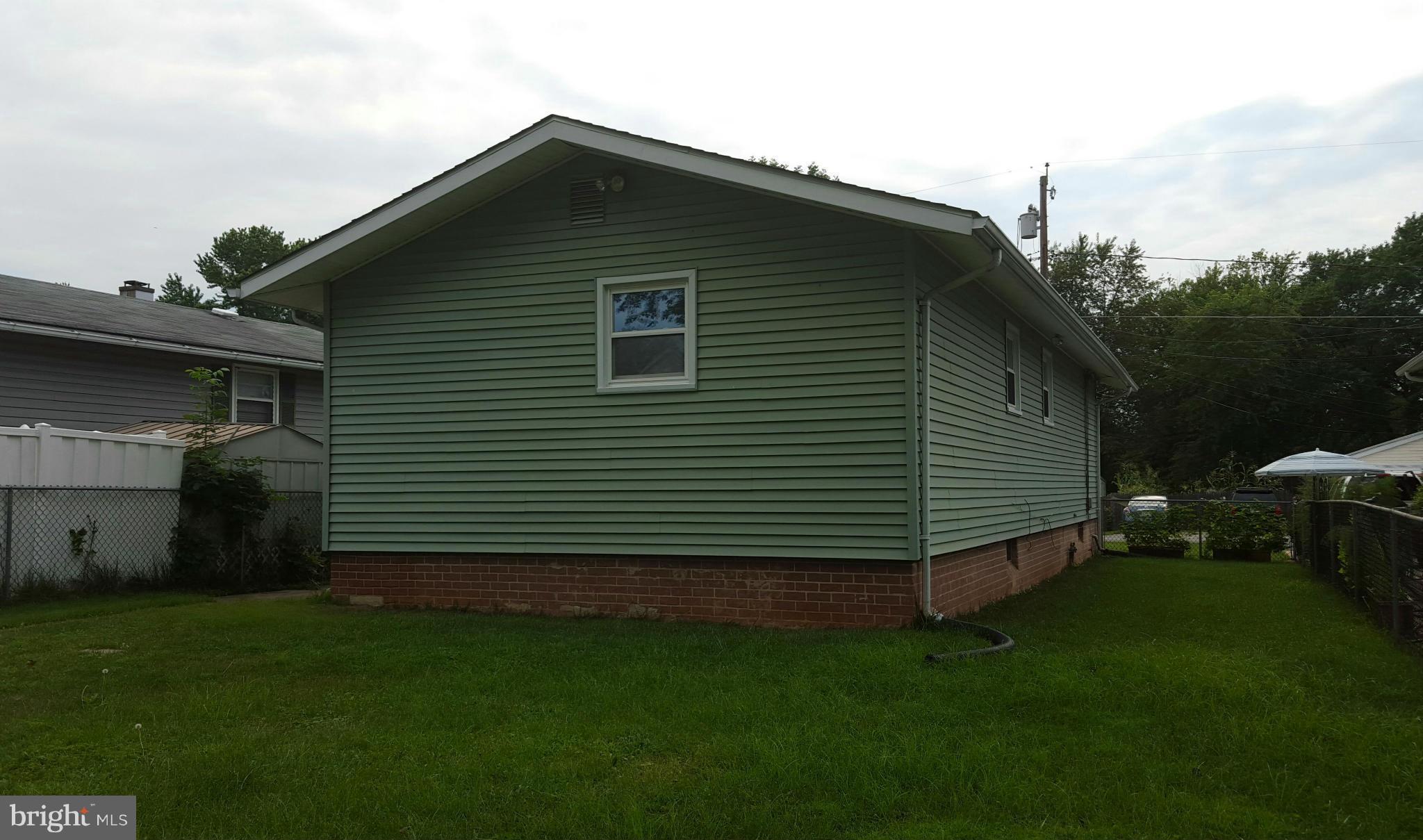 CATONSVILLE MANOR - Residential