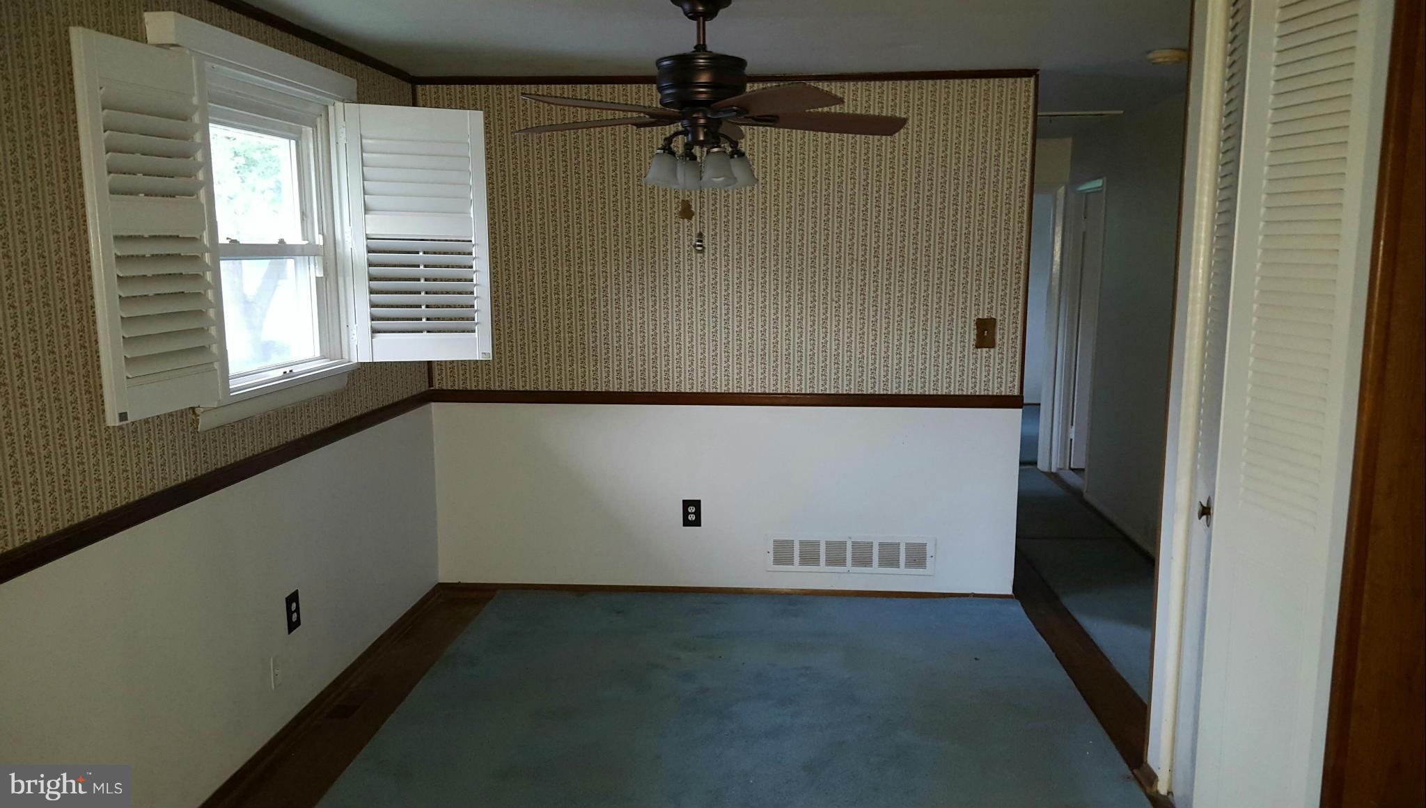 CATONSVILLE MANOR - Residential