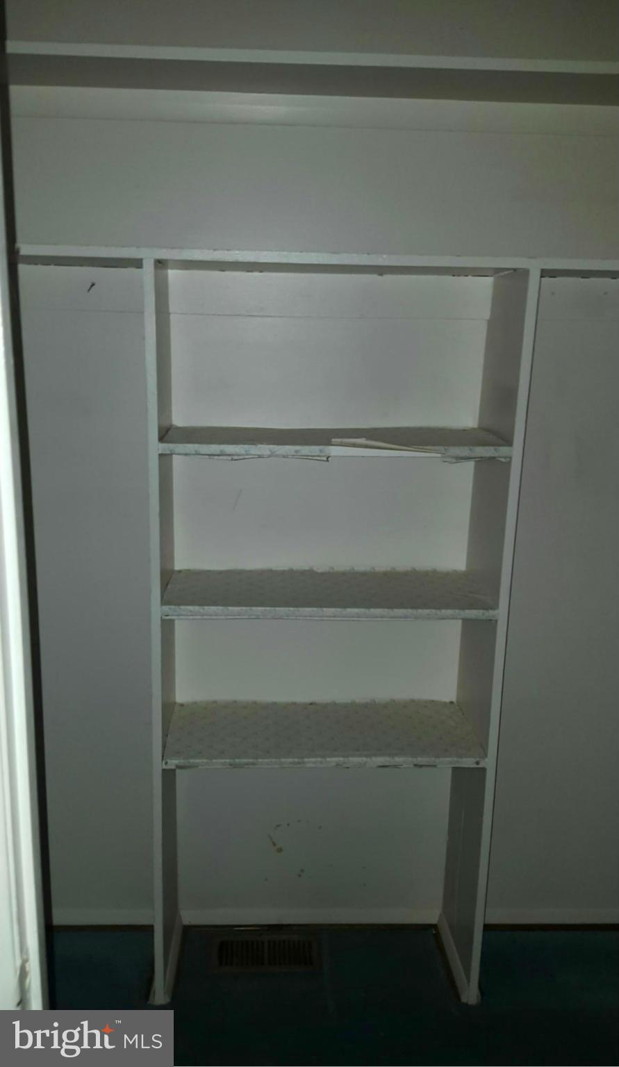 CATONSVILLE MANOR - Residential