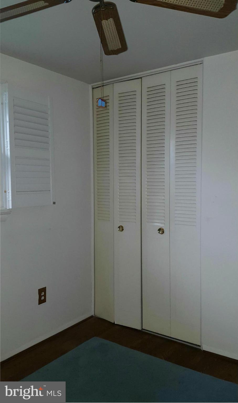 CATONSVILLE MANOR - Residential