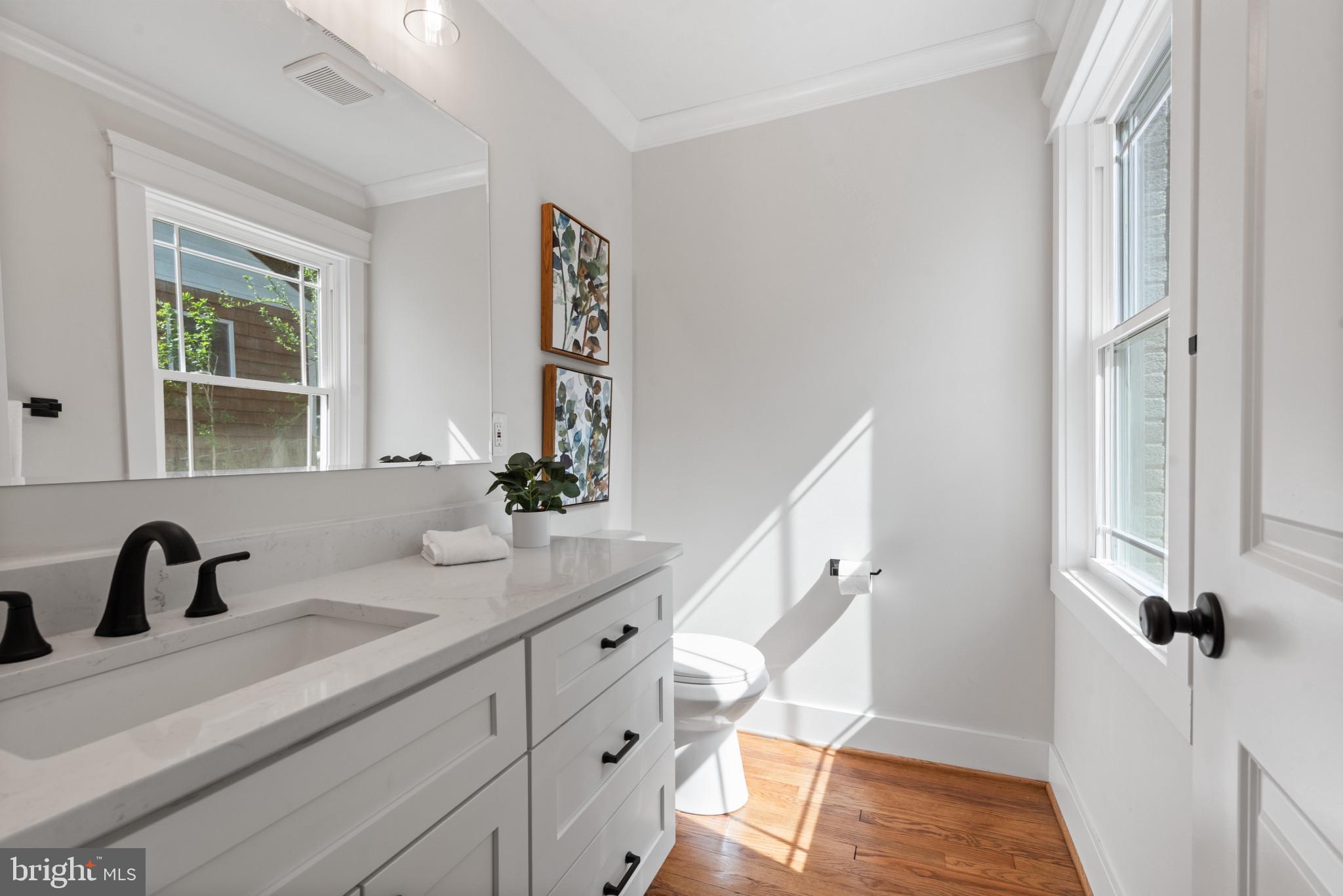 SOUTHLAND HILLS - Residential