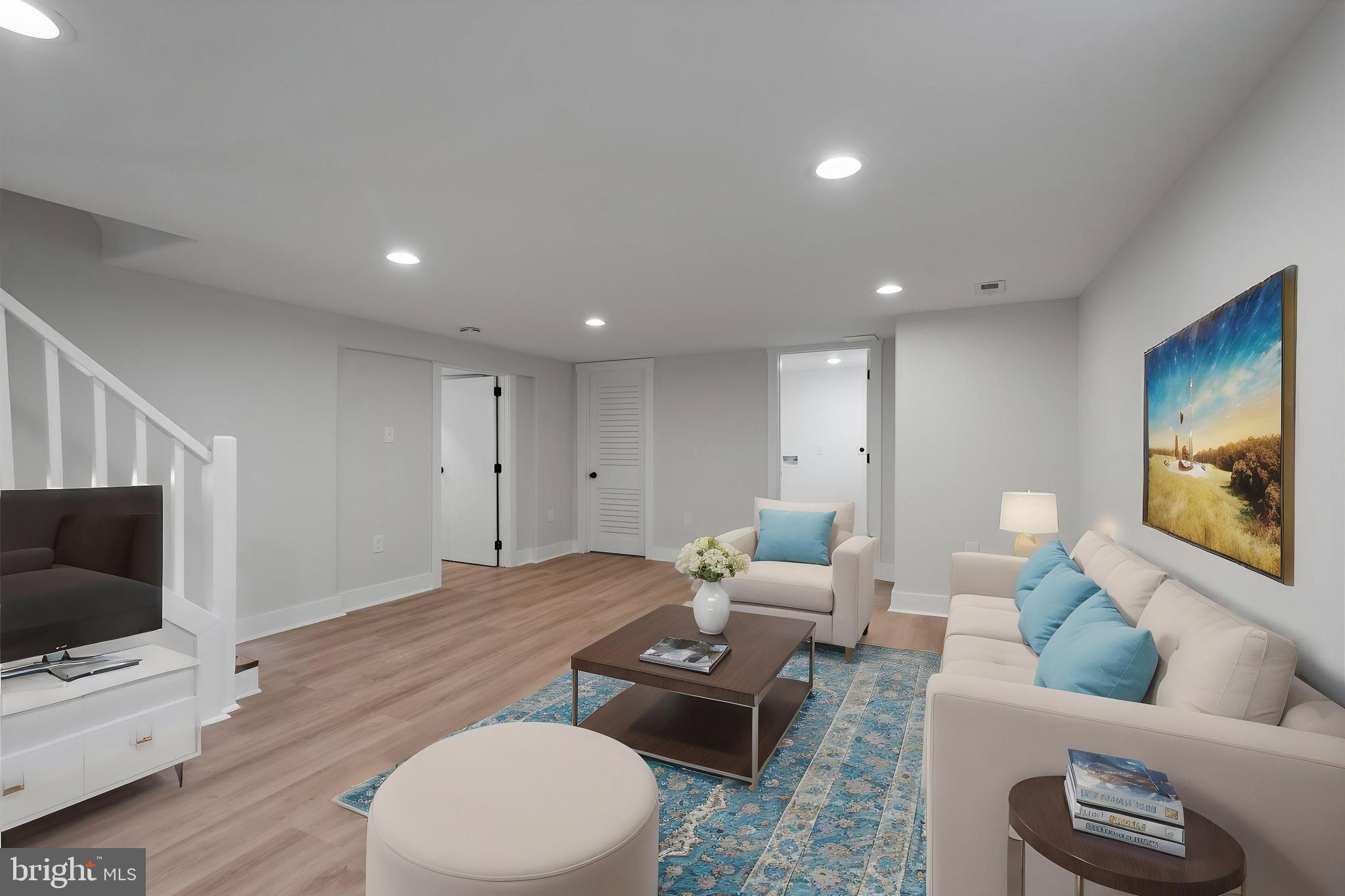 SOUTHLAND HILLS - Residential