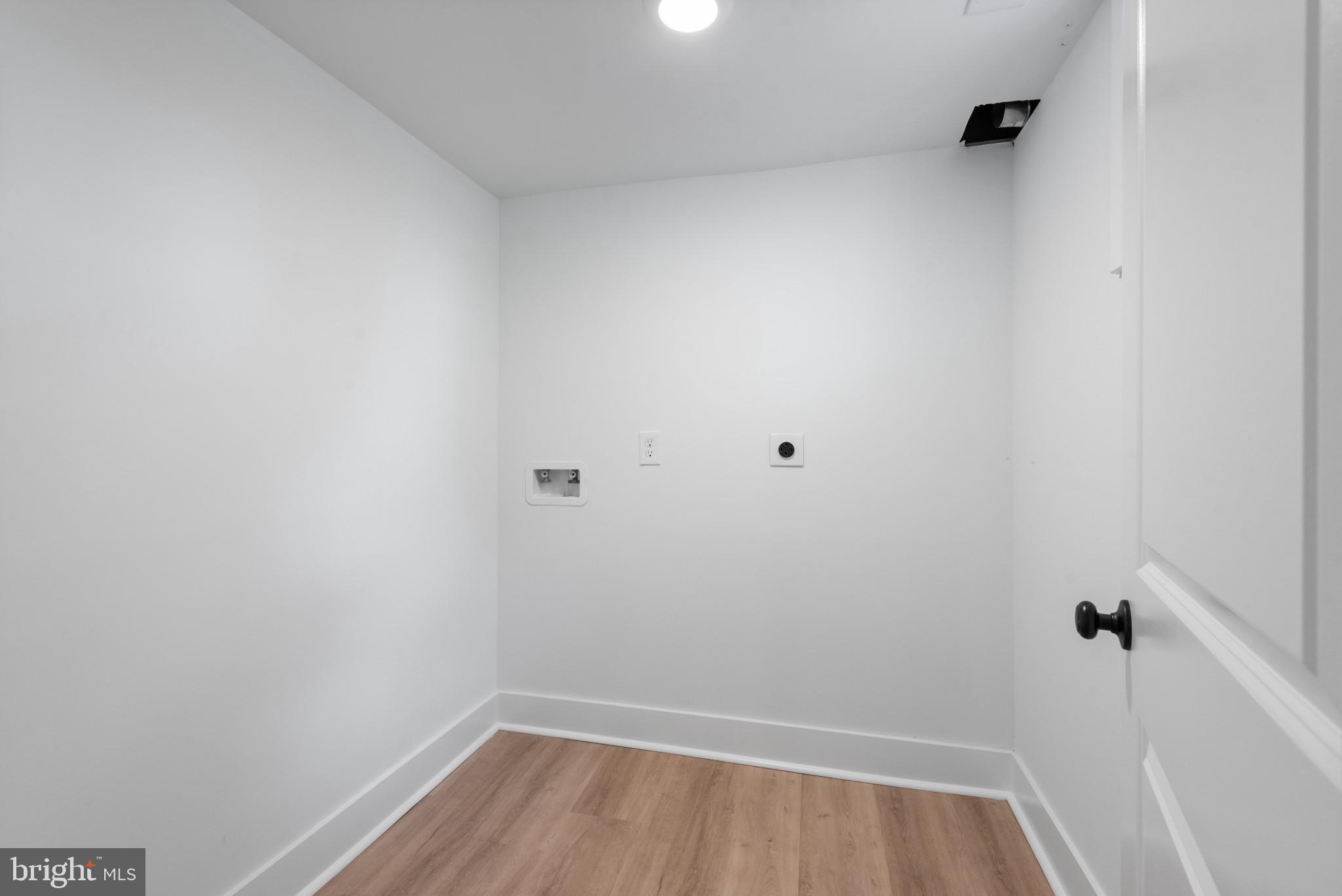 SOUTHLAND HILLS - Residential