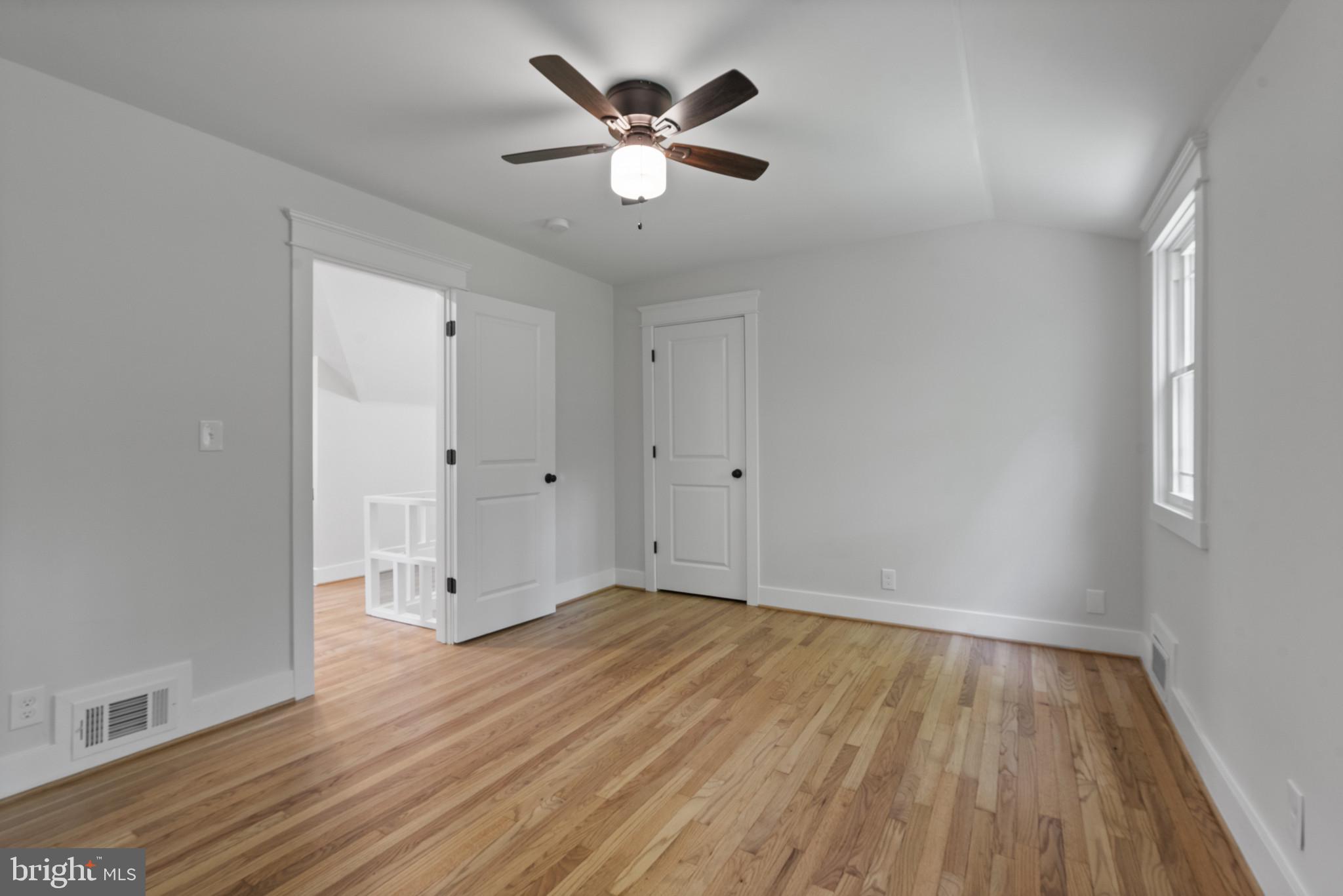 SOUTHLAND HILLS - Residential