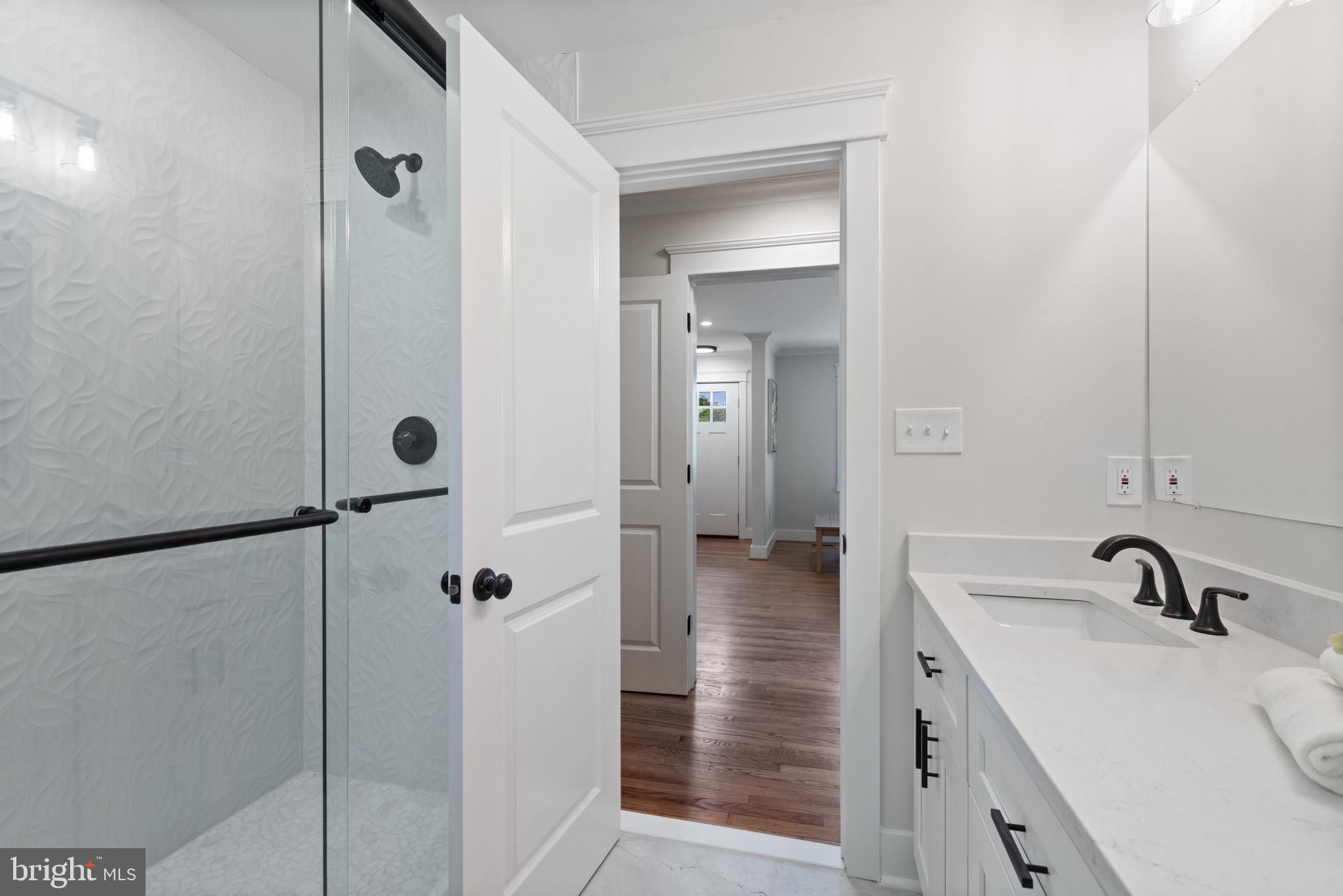 SOUTHLAND HILLS - Residential