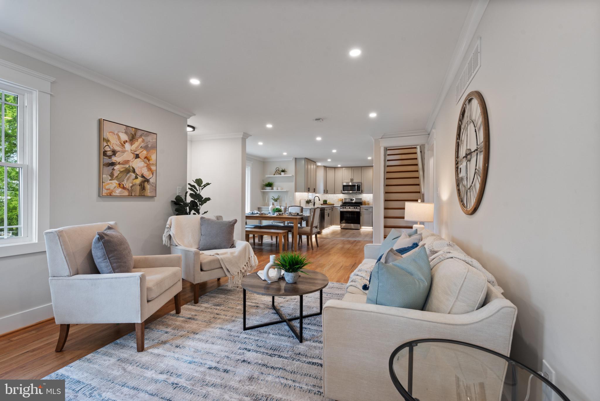 SOUTHLAND HILLS - Residential