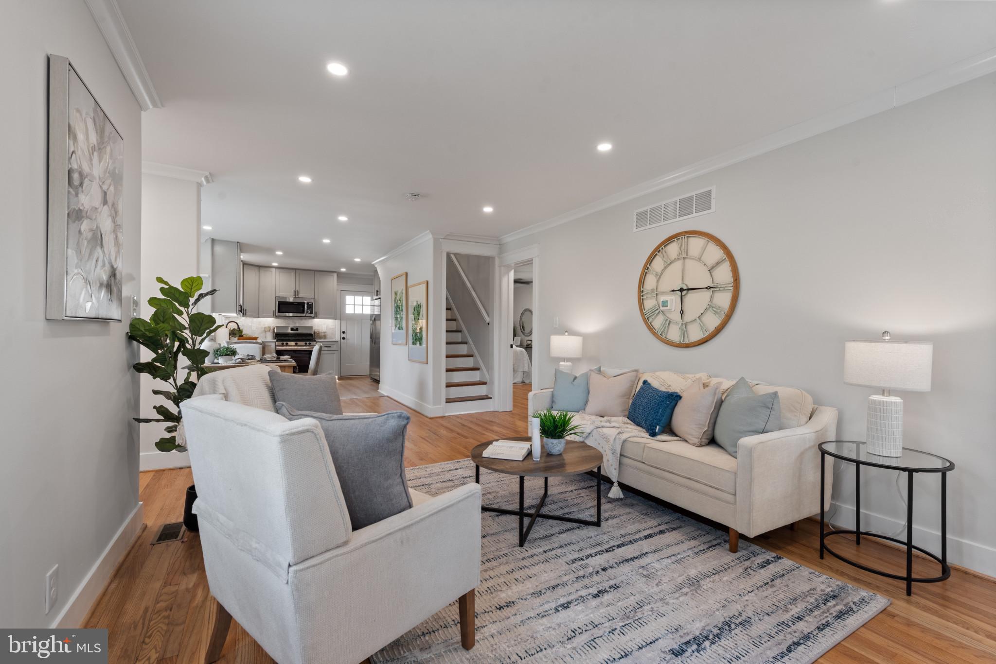 SOUTHLAND HILLS - Residential