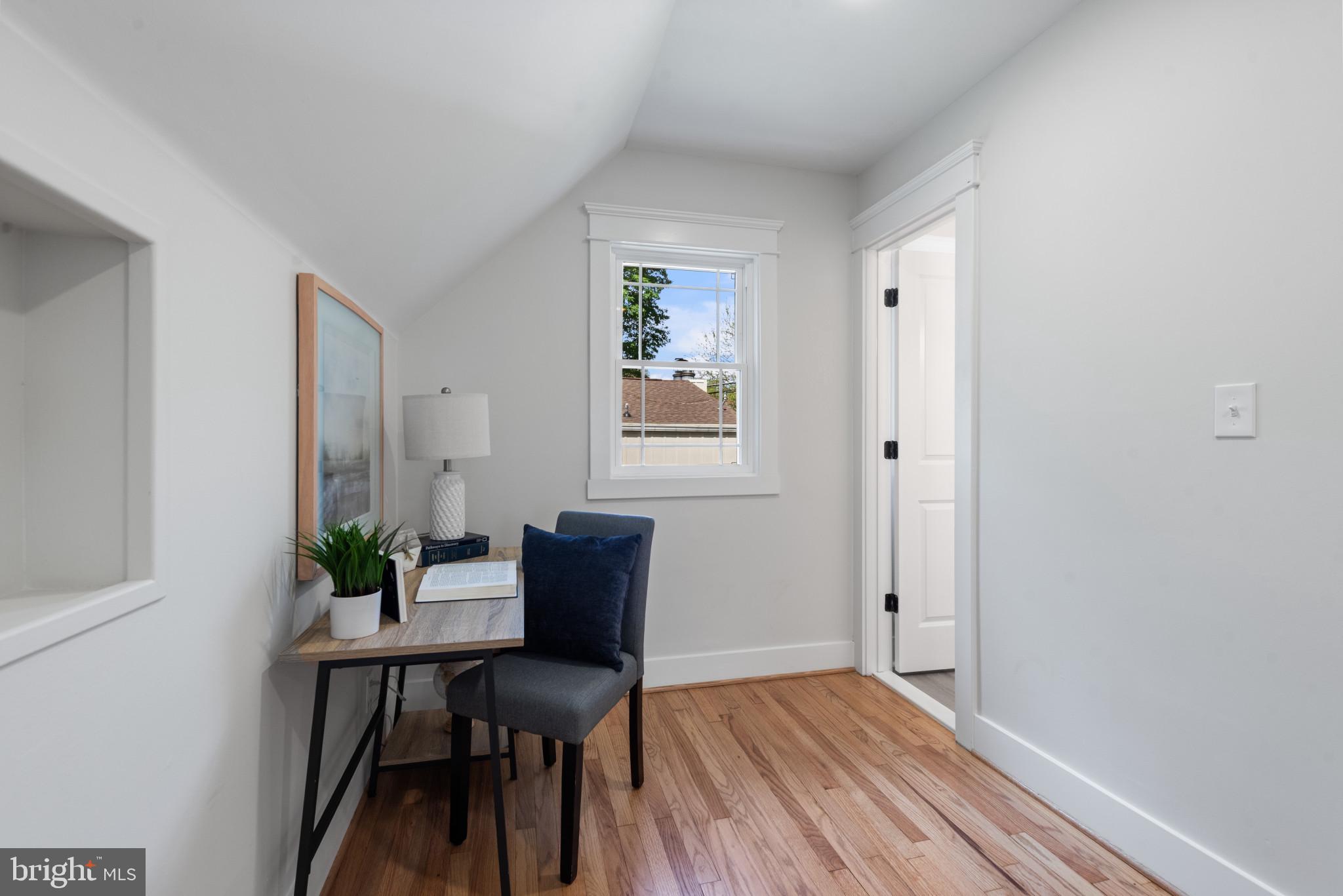 SOUTHLAND HILLS - Residential