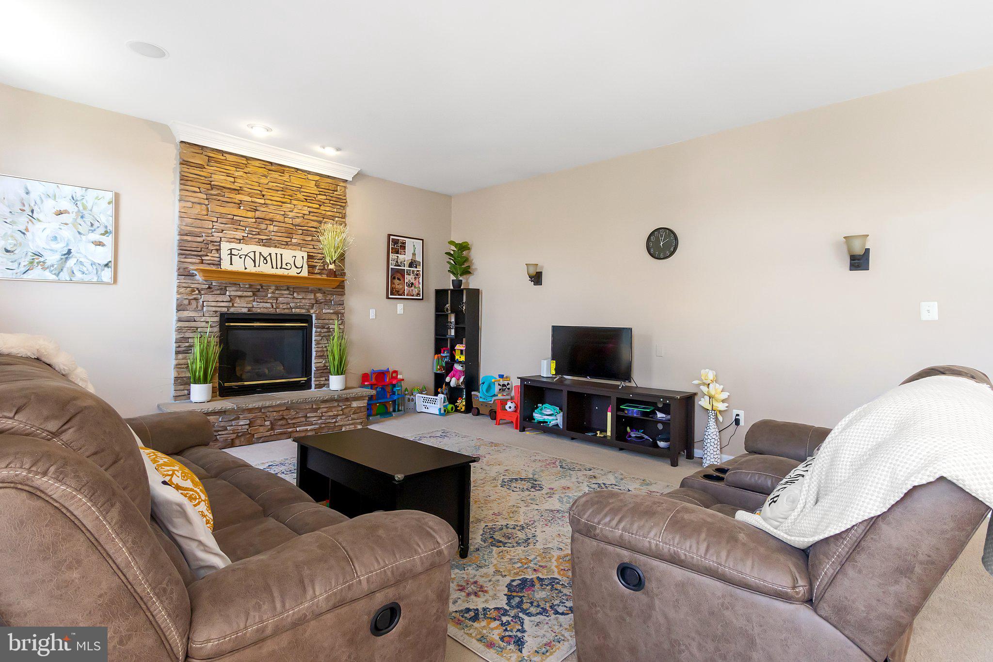 MADDEX FARM - Residential