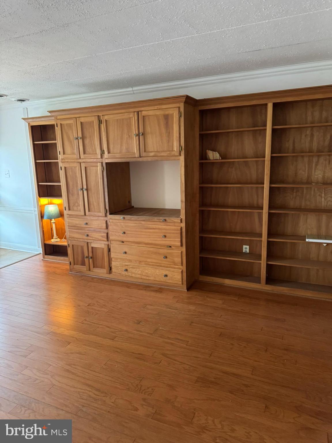 HUNTINGTON CLUB - Residential