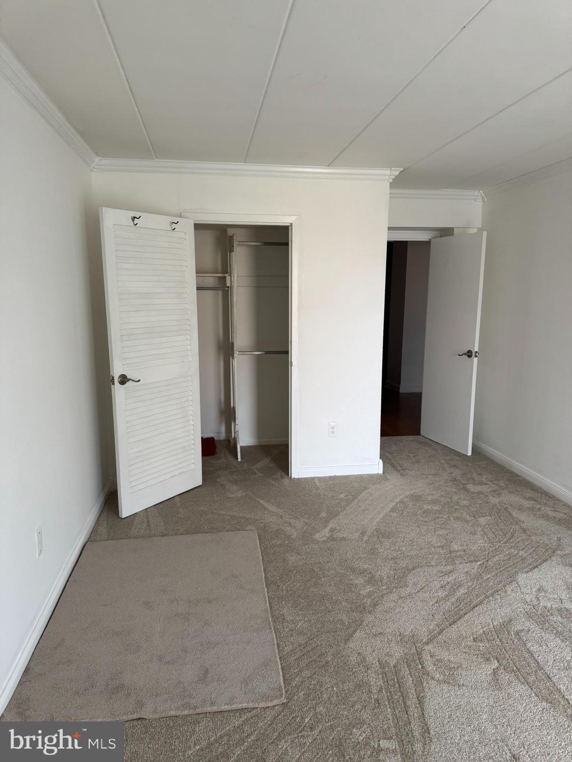 HUNTINGTON CLUB - Residential