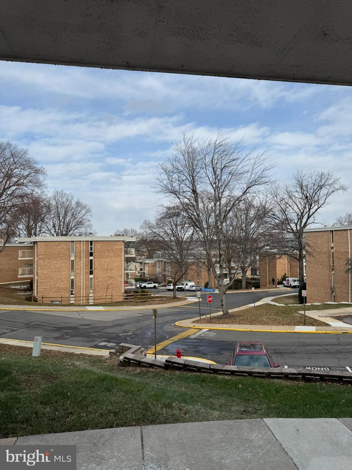 HUNTINGTON CLUB - Residential