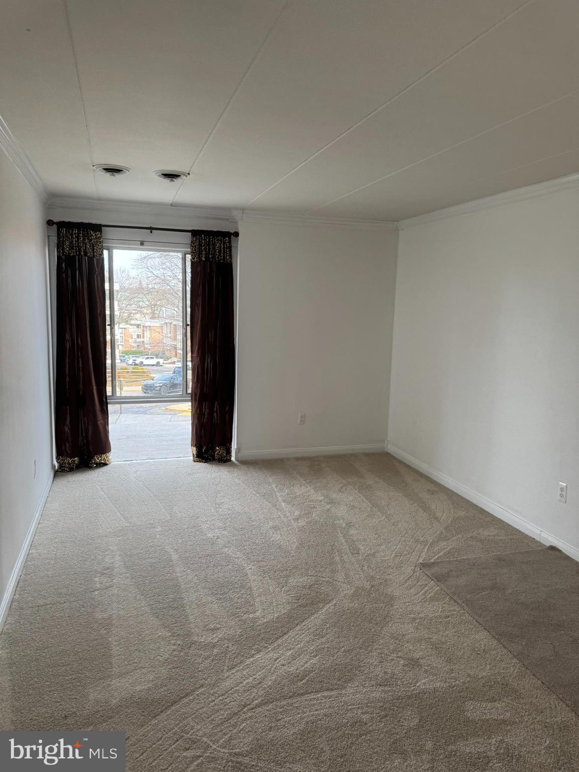 HUNTINGTON CLUB - Residential