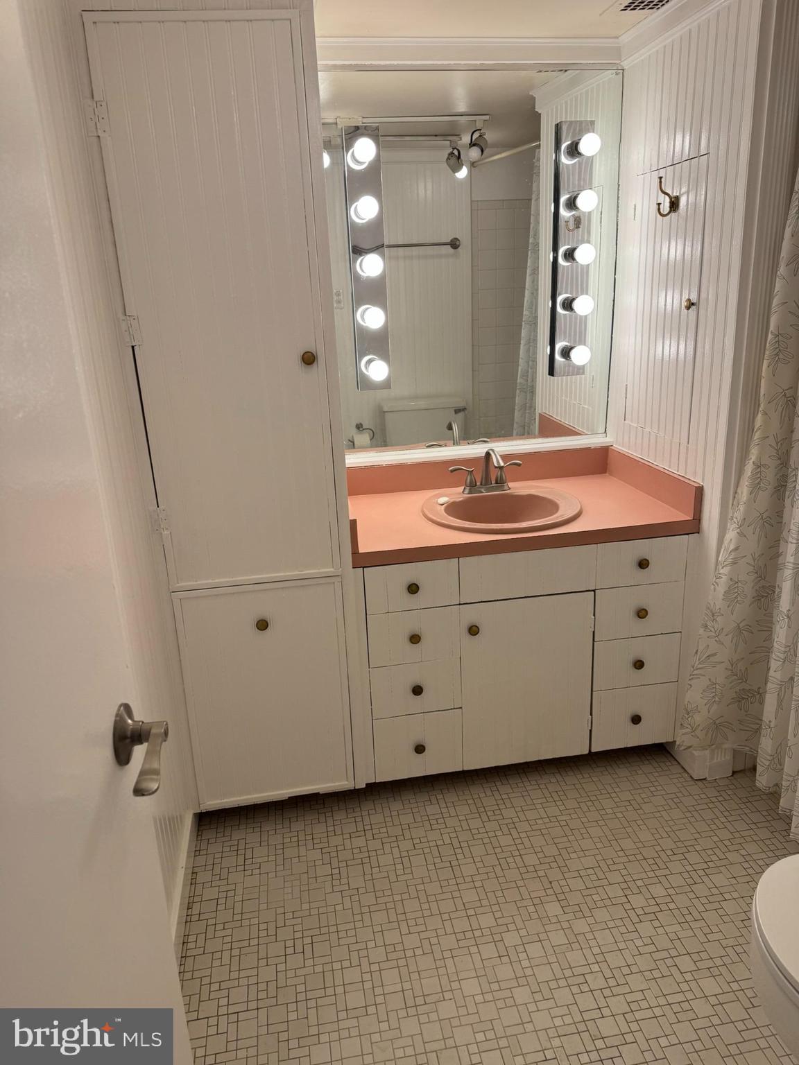 HUNTINGTON CLUB - Residential