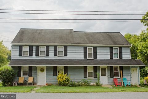 Photo of 940 LAMPETER RD, LANCASTER, PA 17602 (MLS # PALA2040520)