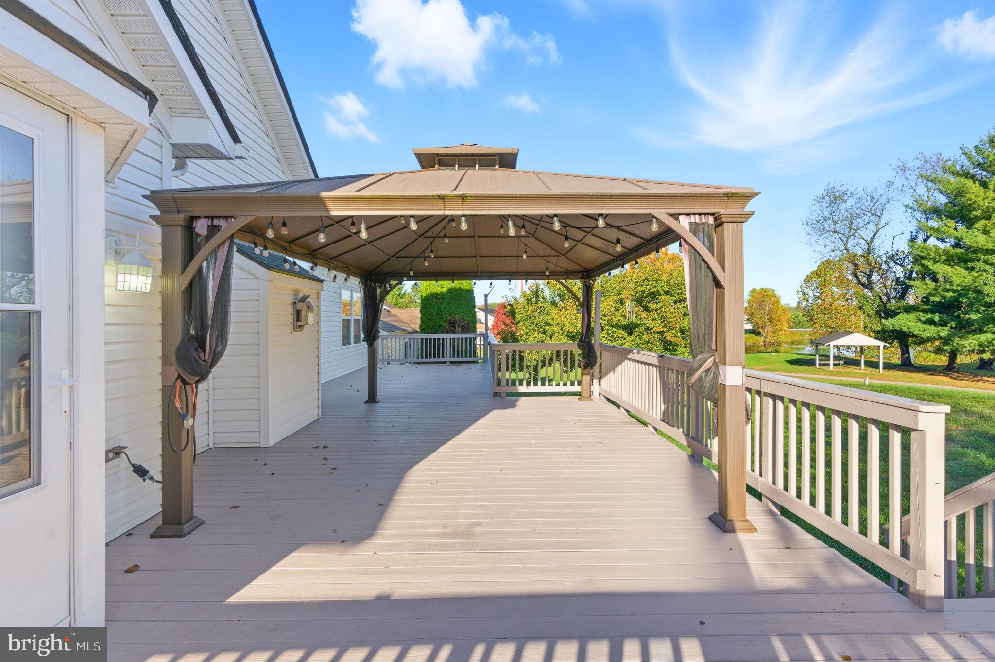 STONEBRIDGE - Residential