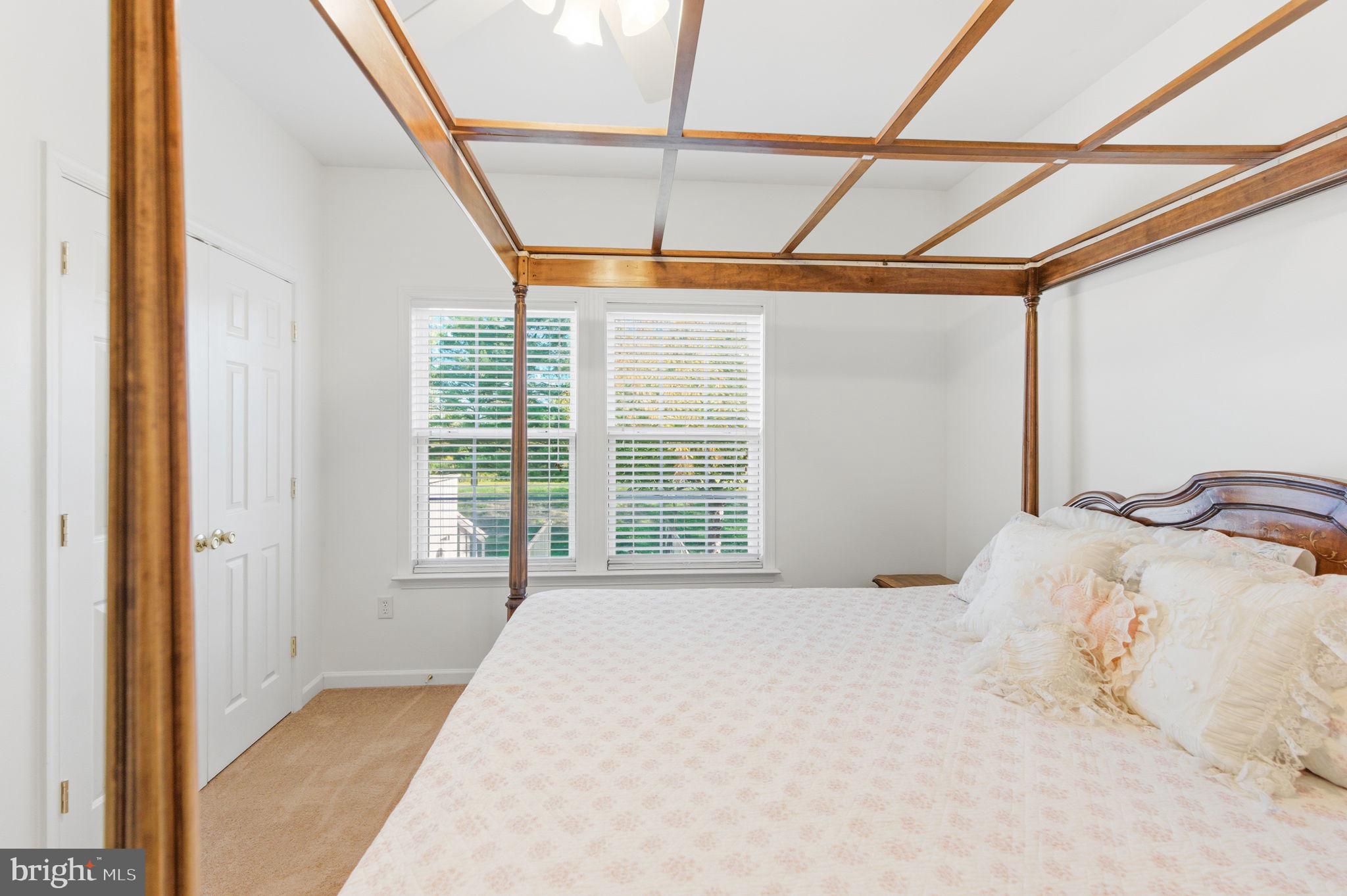 STONEBRIDGE - Residential