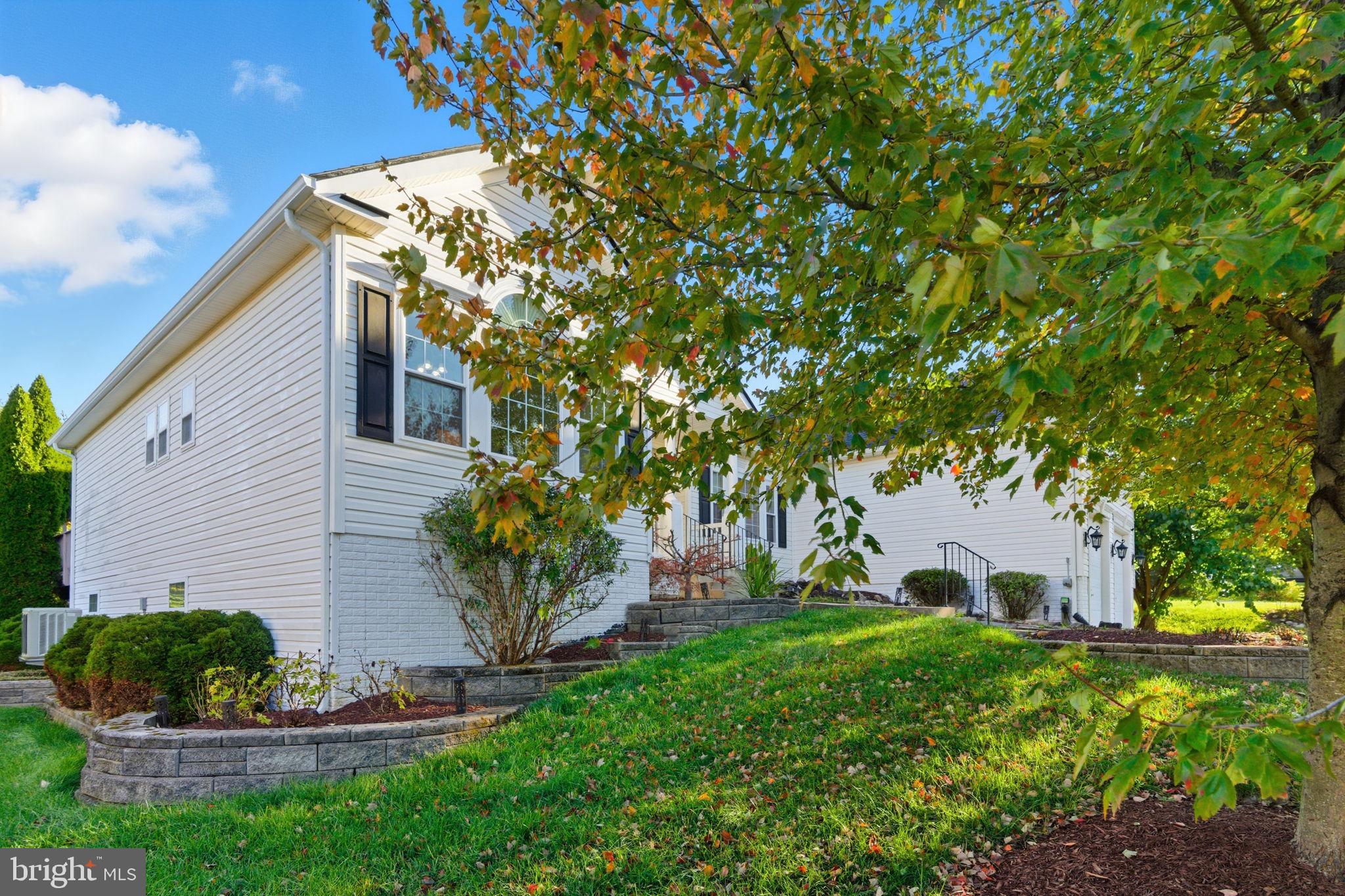 STONEBRIDGE - Residential