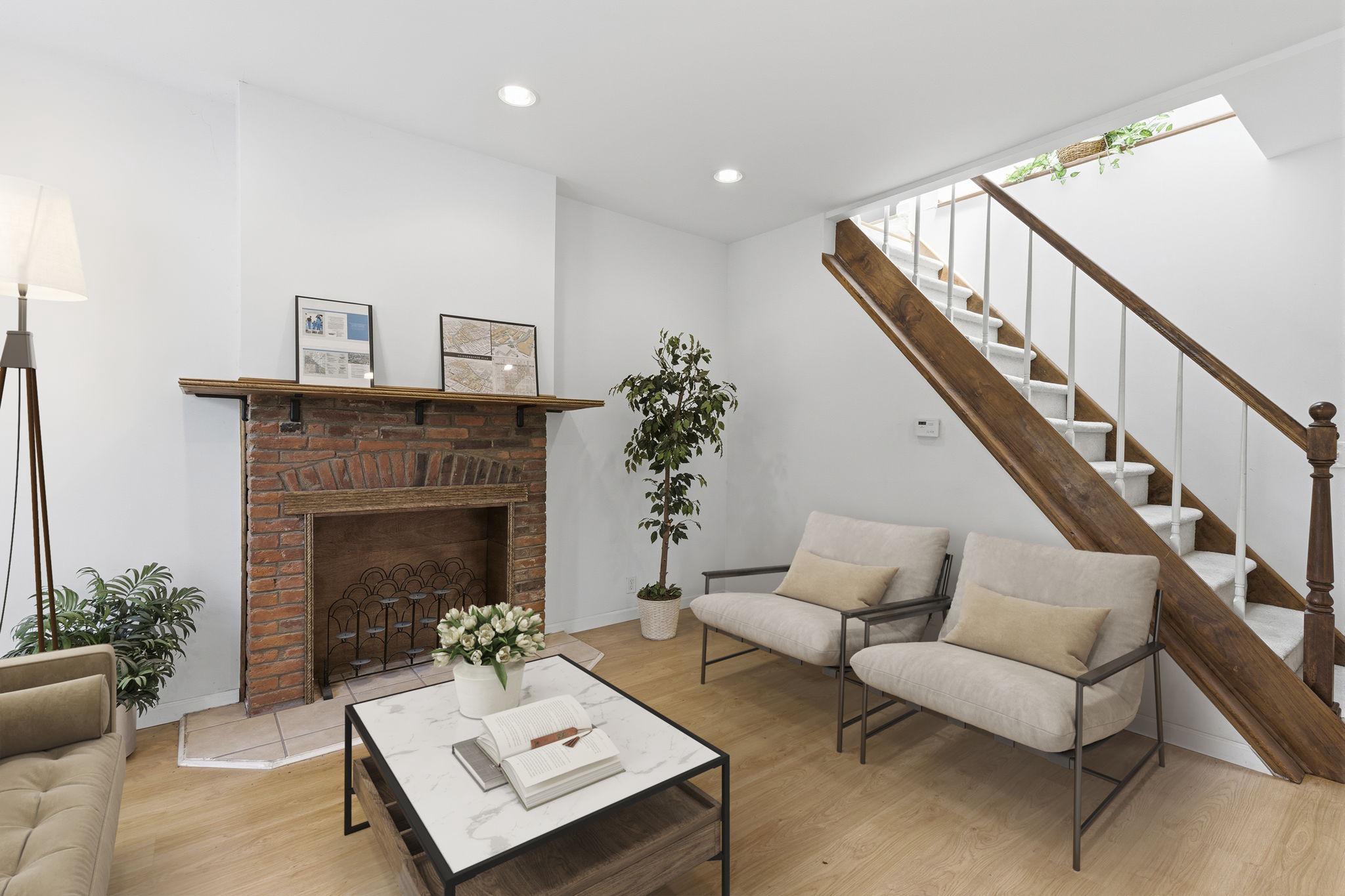 1311 N BROADWAY