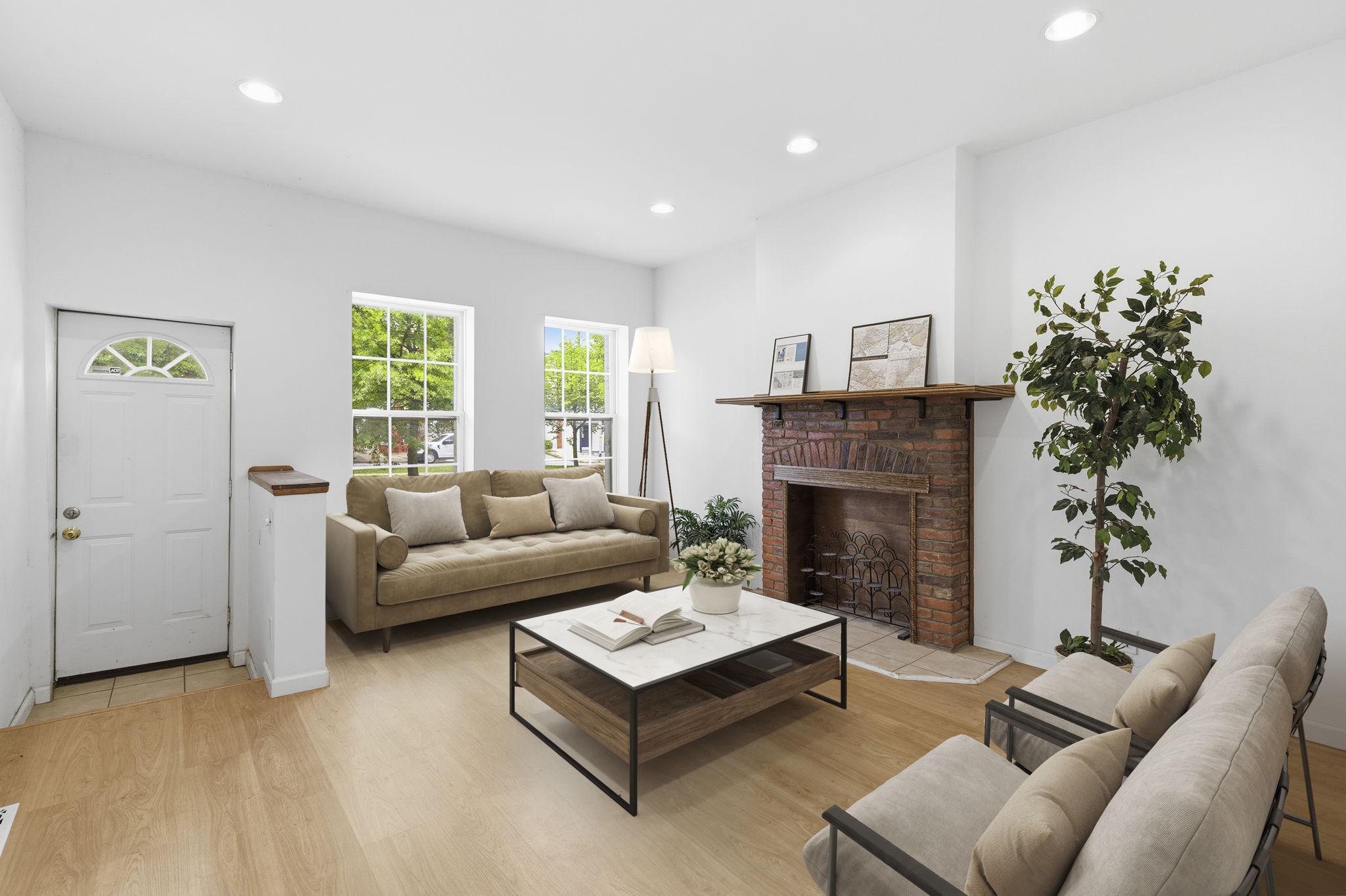 1311 N BROADWAY