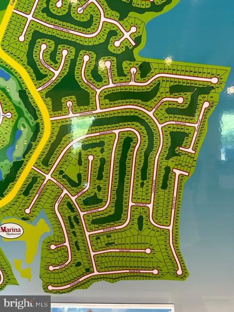 CAPTAIN'S COVE - Residential