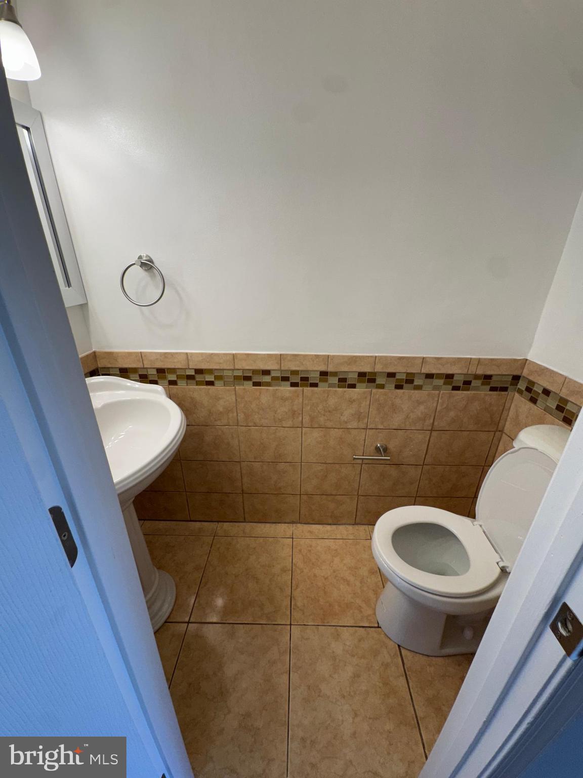 FOUNDERS WOODS CONDO - Residential