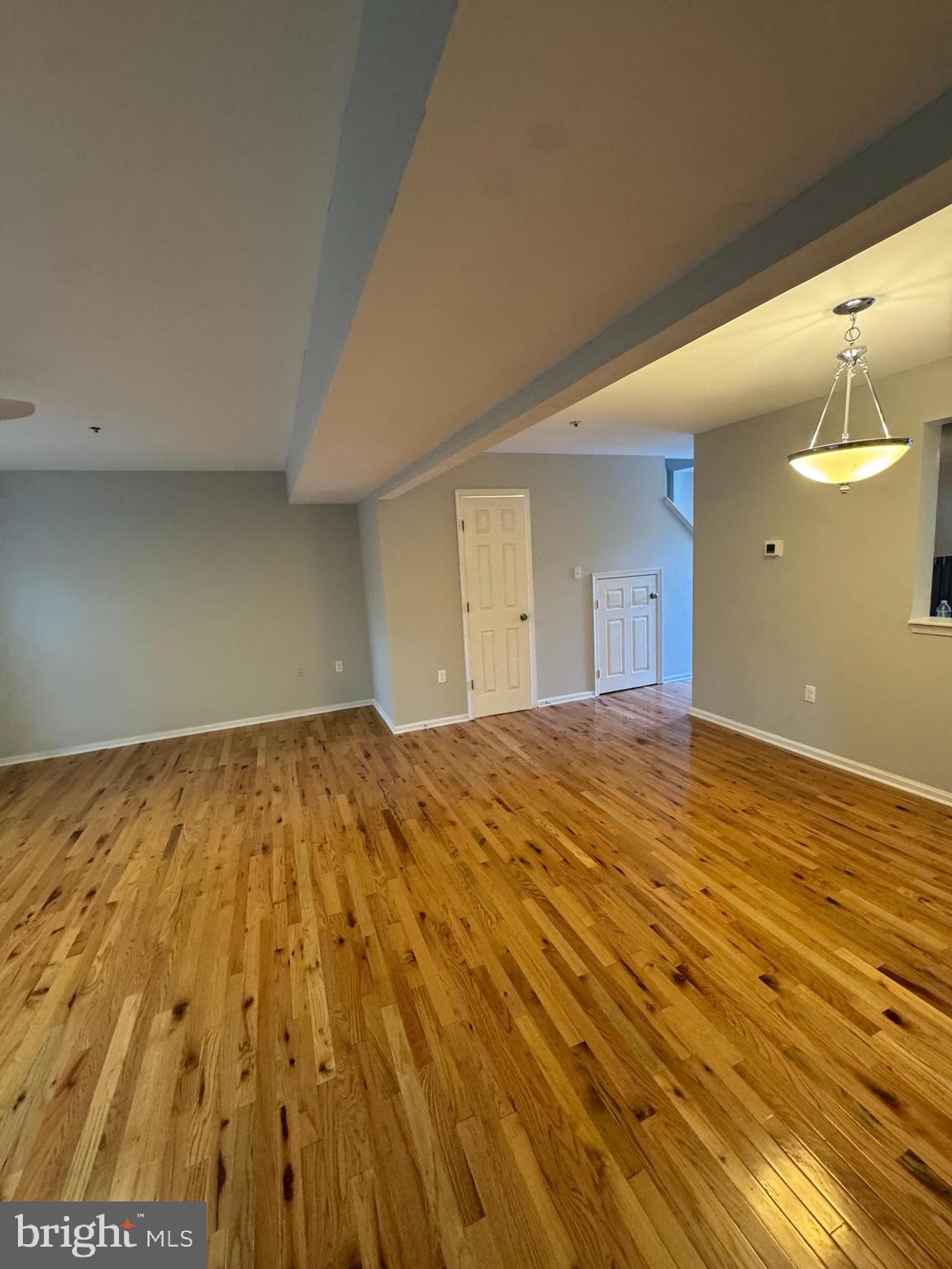 FOUNDERS WOODS CONDO - Residential