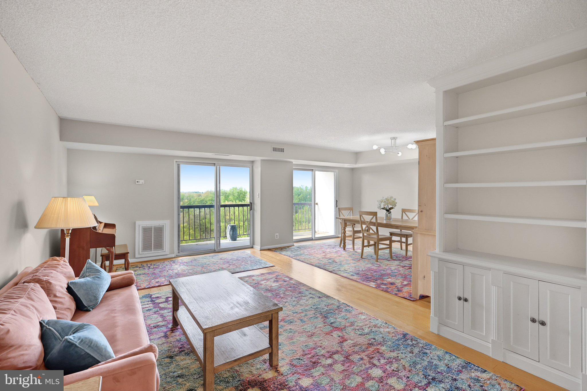 3800 POWELL LANE 1211