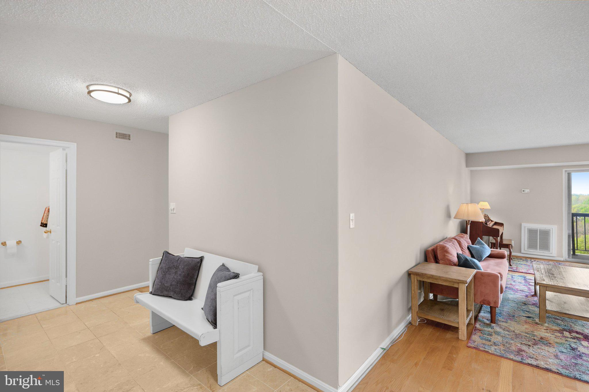 3800 POWELL LANE 1211