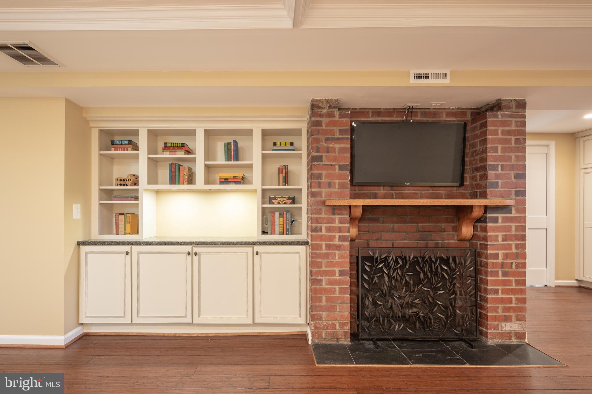 HOLLIN HALL VILLAGE - Residential