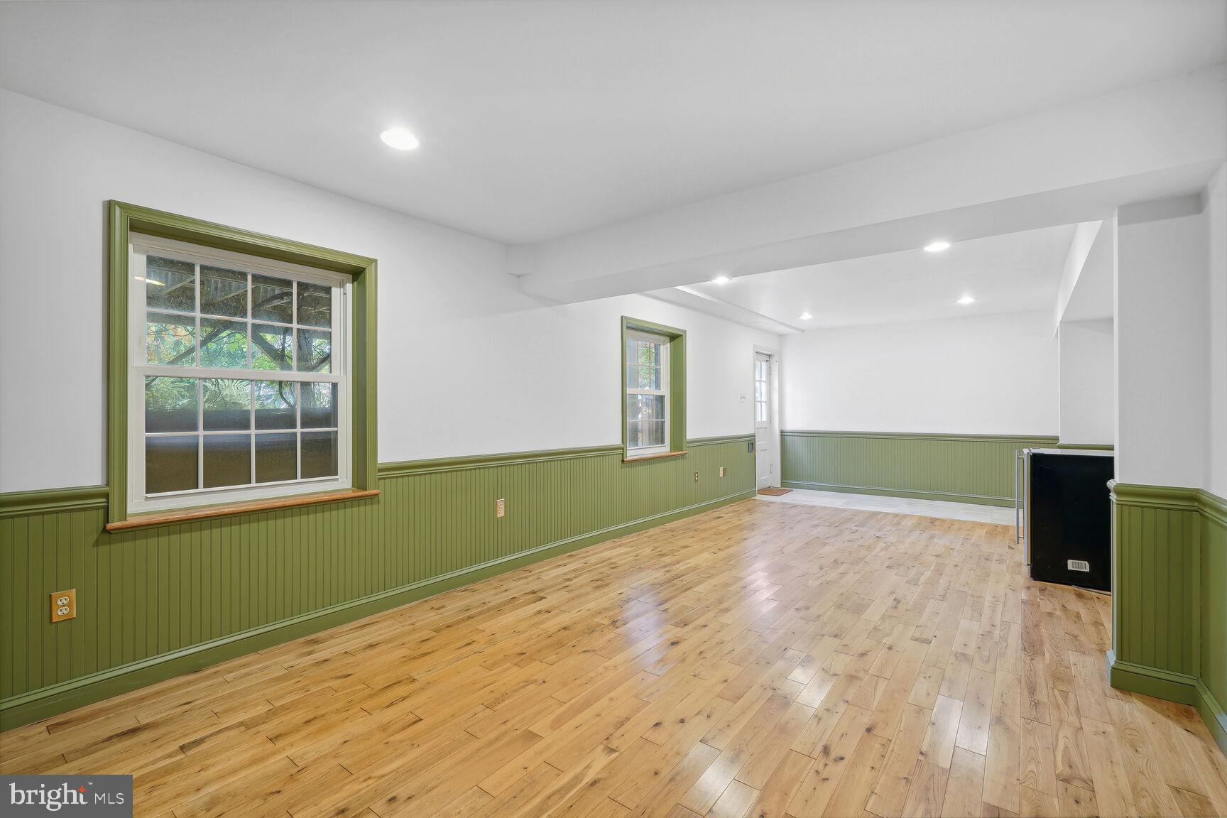 LUXMANOR - Residential