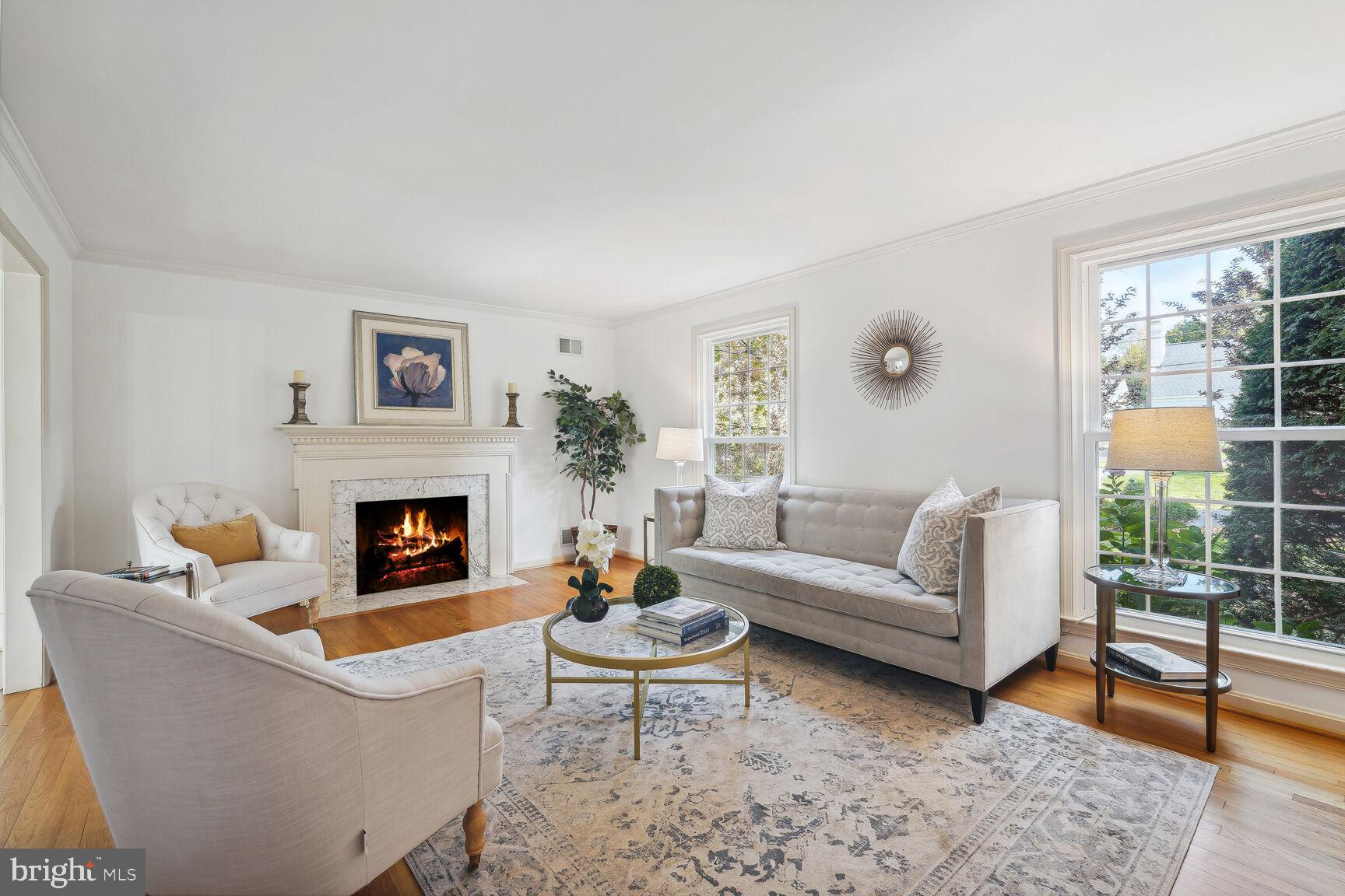 LUXMANOR - Residential