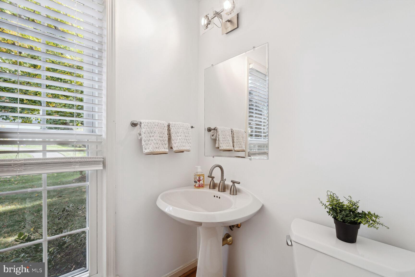 LUXMANOR - Residential