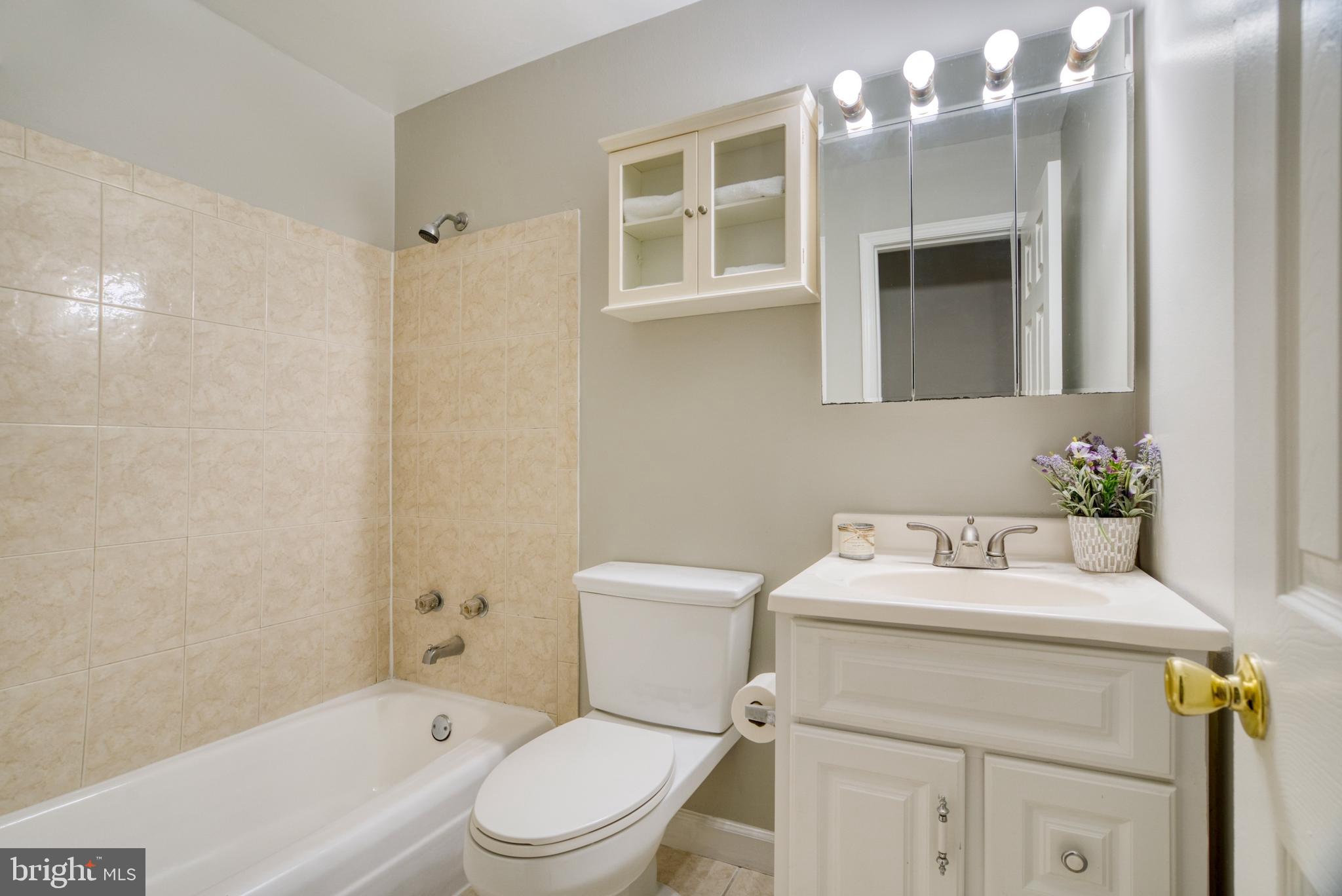 DALE CITY - Residential