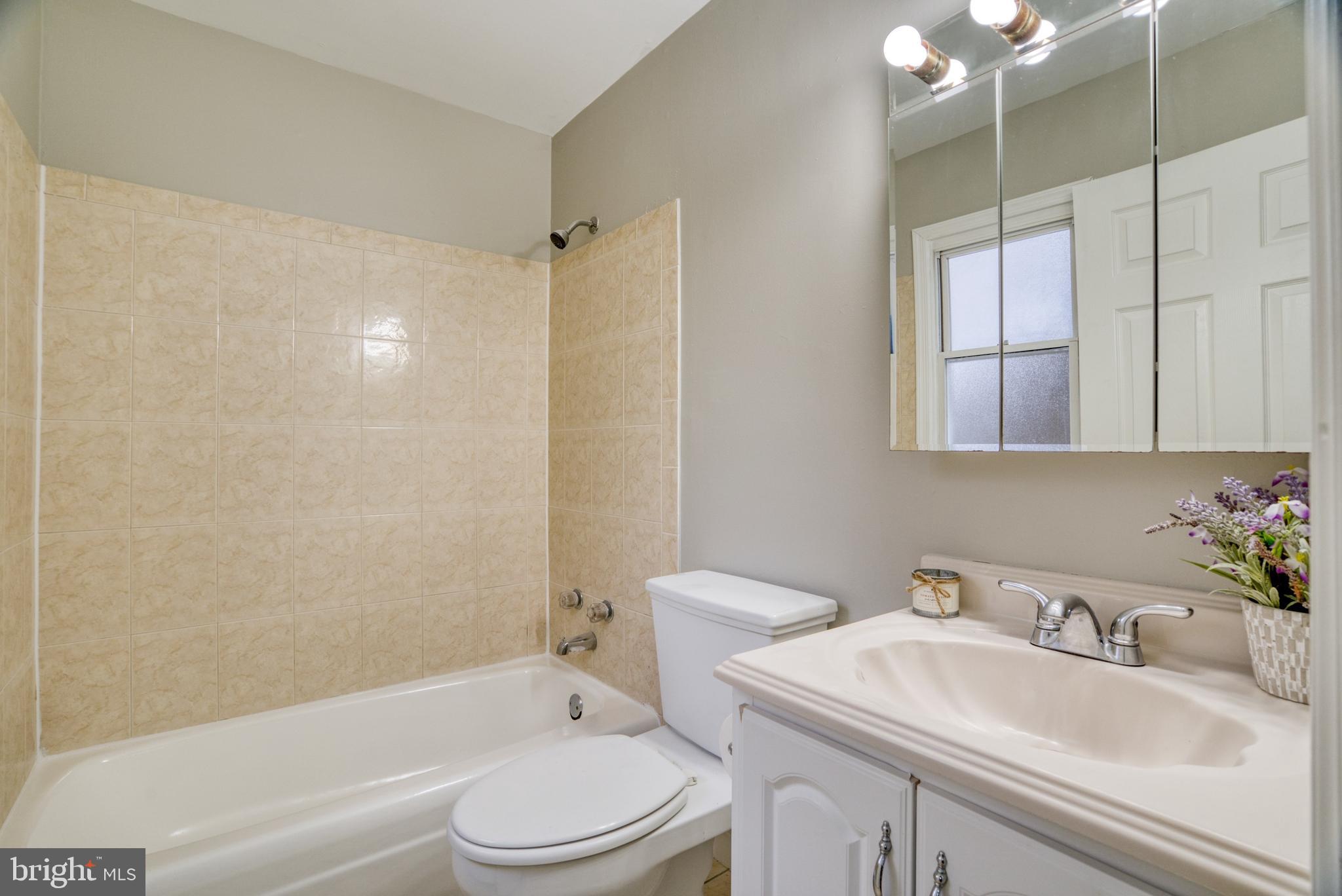 DALE CITY - Residential