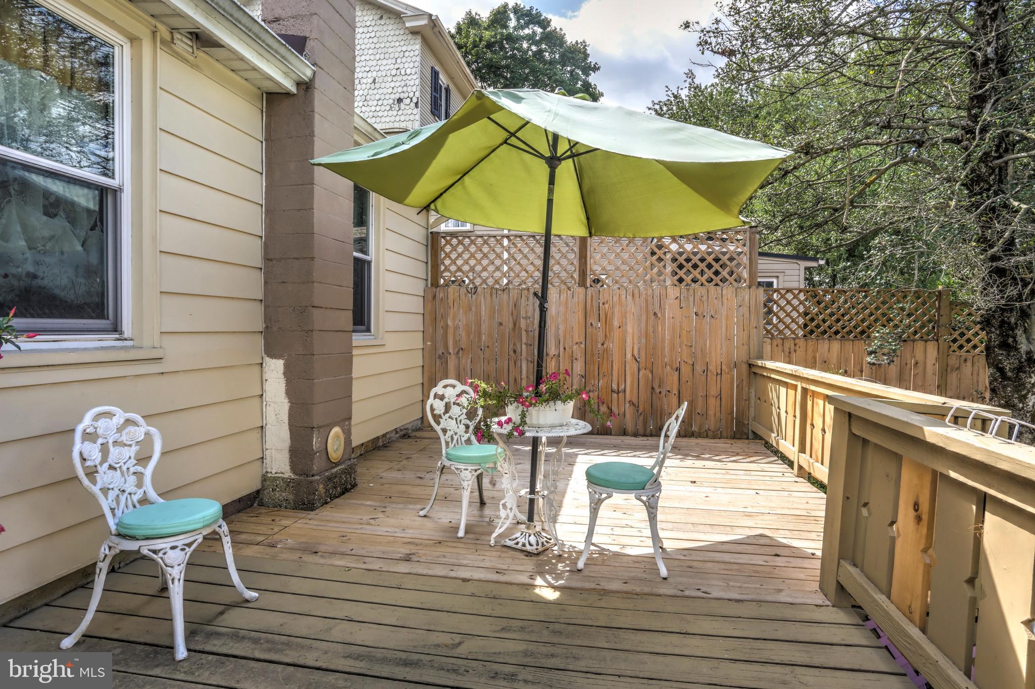 CAERNARVON TWP - Residential