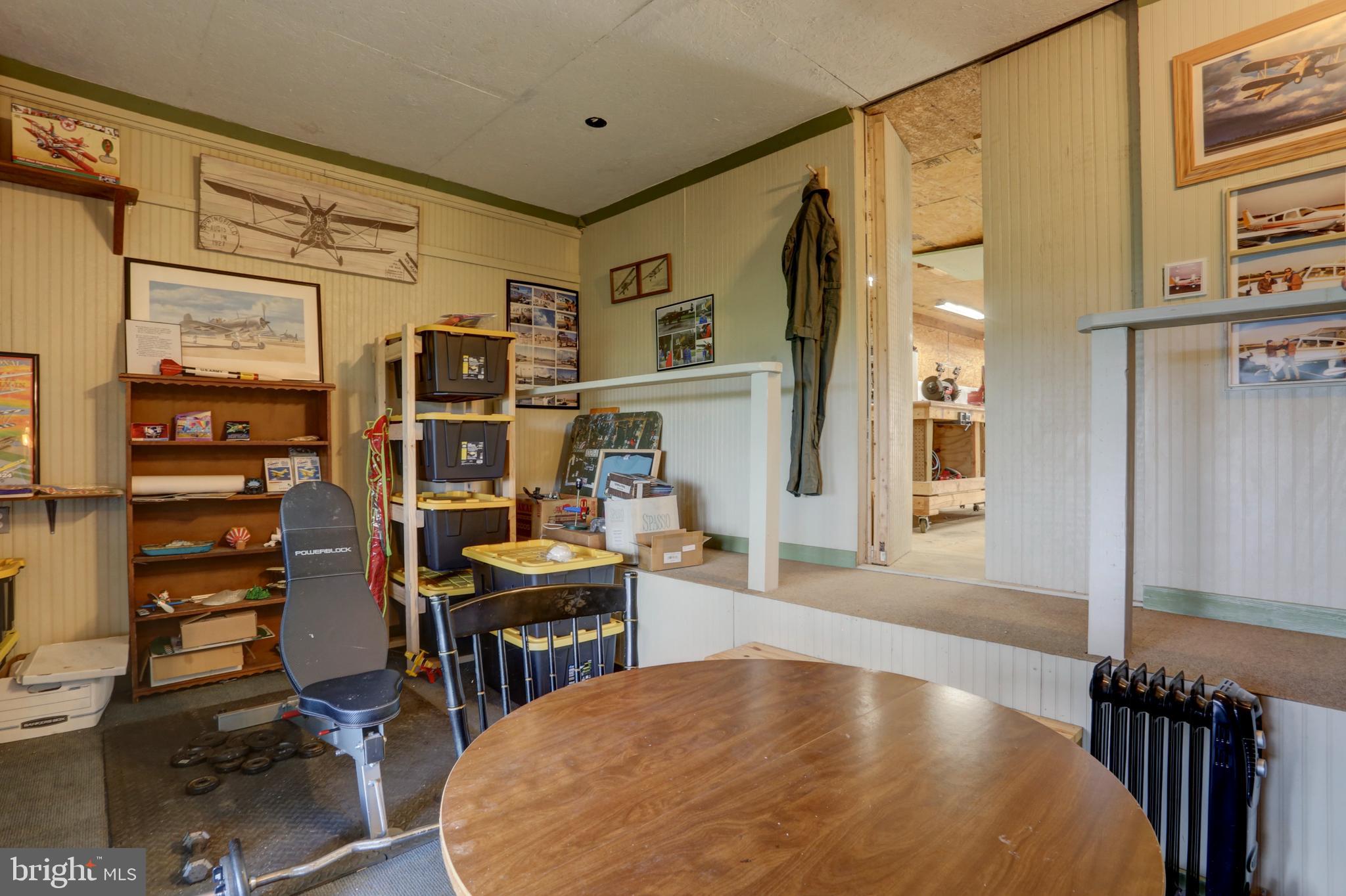 CAERNARVON TWP - Residential