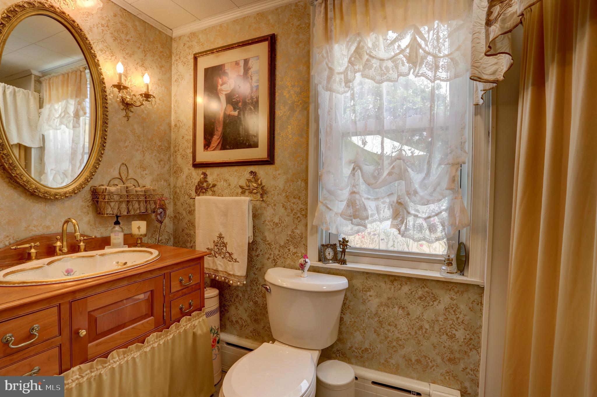 CAERNARVON TWP - Residential