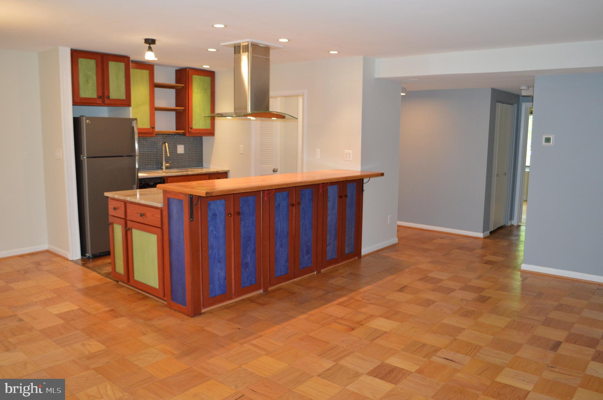 CROSS KEYS - Residential Lease